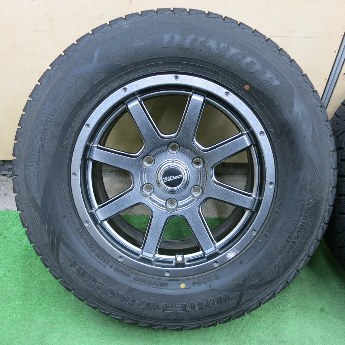バリ溝！21年！キレイ！9分★スタッドレス 265/65R17 ダンロップ ウインターマックス SJ8+ WILD CRUISING ワイルド クルージング 17インチ PCD139.7/6H★5042201ナス