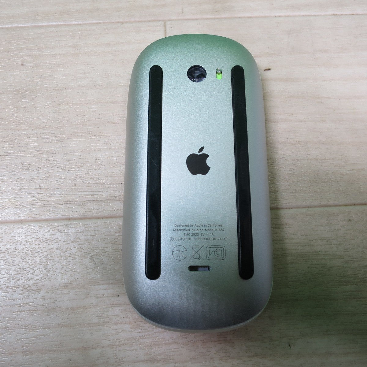 [送料無料] 3点まとめ売り☆Apple MAC MAGIC MOUSE A1296 A1657 ホワイト 白 ワイヤレス Multi-Touch 対応 アップル 現状品☆