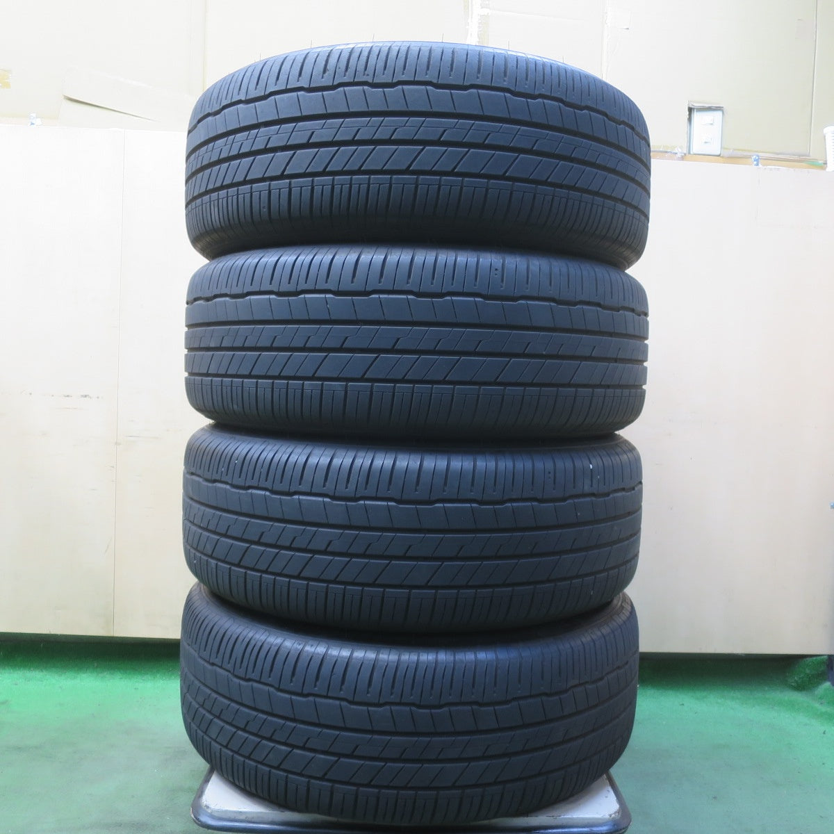 バリ溝！24年！キレイ！ほぼ10分◎日産 T33 エクストレイル 純正 235/55R19 ハンコック ベンタス S1 evo3 SUV 19インチ PCD114.3/5H◎6080504IMノ