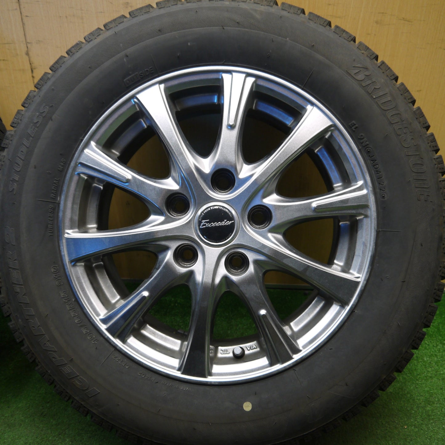 バリ溝！22年！キレイ！9分★スタッドレス 195/65R15 ブリヂストン アイスパートナー2 Exceeder エクシーダー 15インチ PCD114.3/5H★6032407Hス