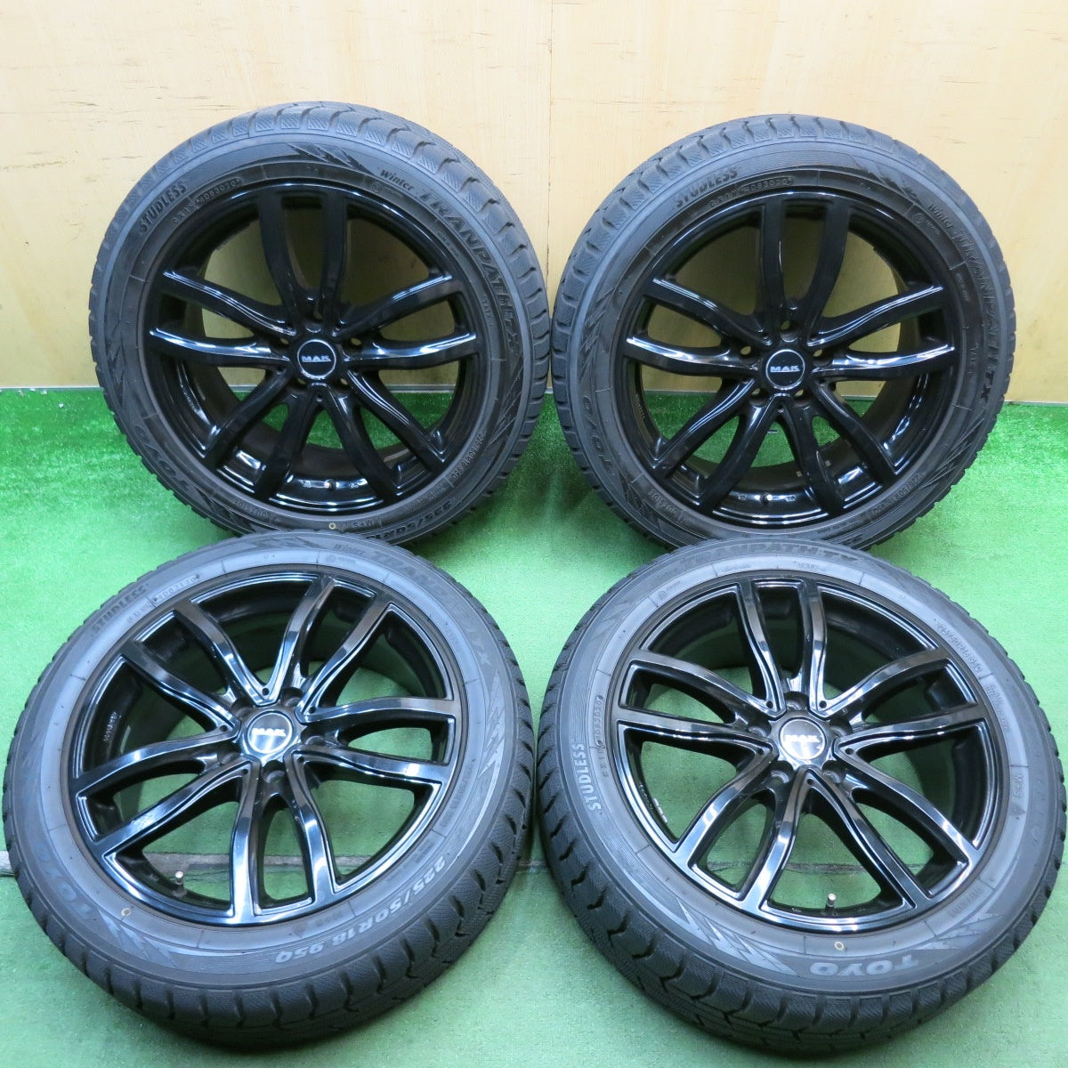 バリ溝！9.5分◎BMW 等 MAK FAHR 225/50R18 スタッドレス トーヨー ウインター トランパス TX ファー 18インチ PCD112/5H◎6071906HAス