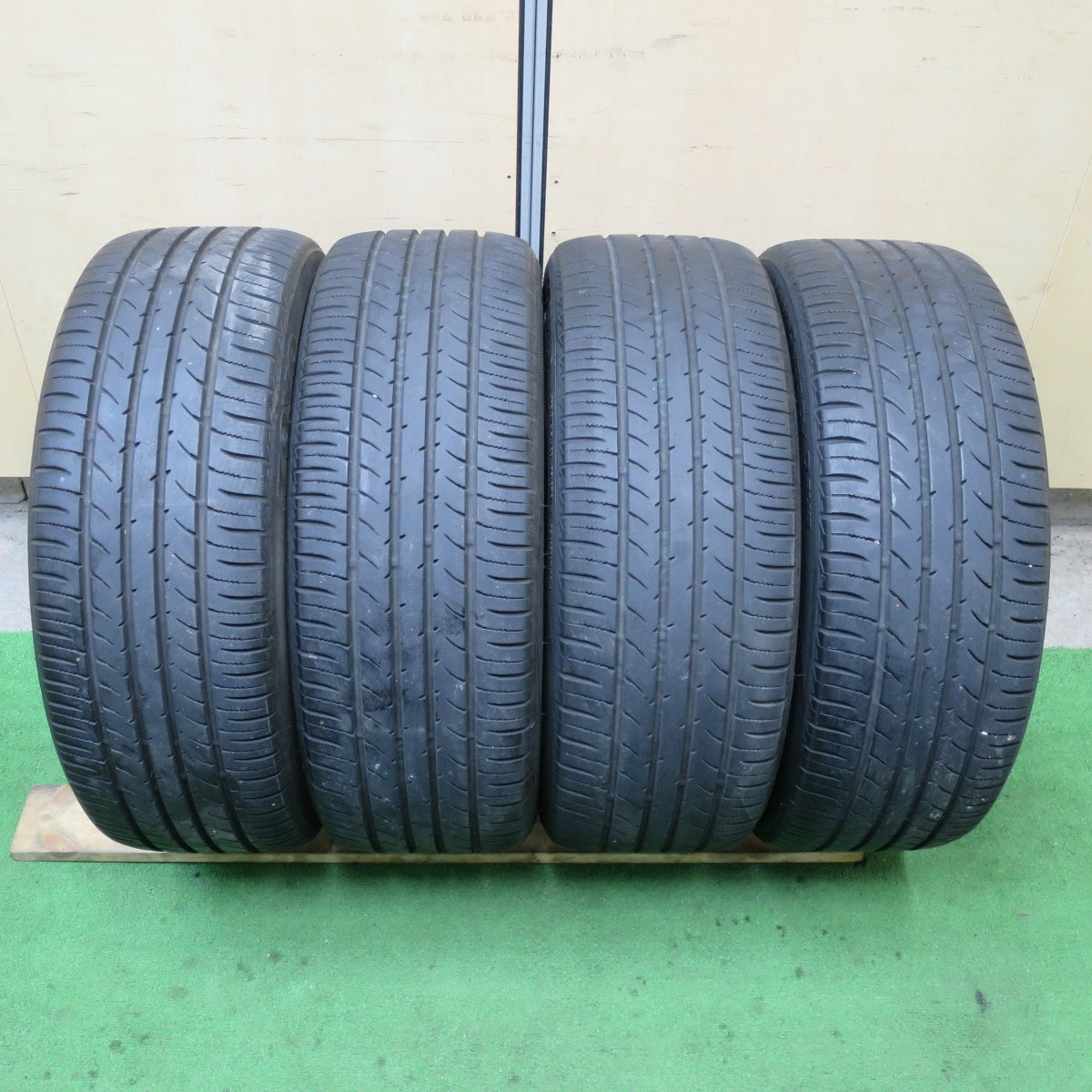 バリ溝！8.5分★トヨタ SXE10 アルテッツァ 純正 215/45R17 トーヨー ナノエナジー3 プラス 17インチ PCD114.3/5H★5062303TTノ