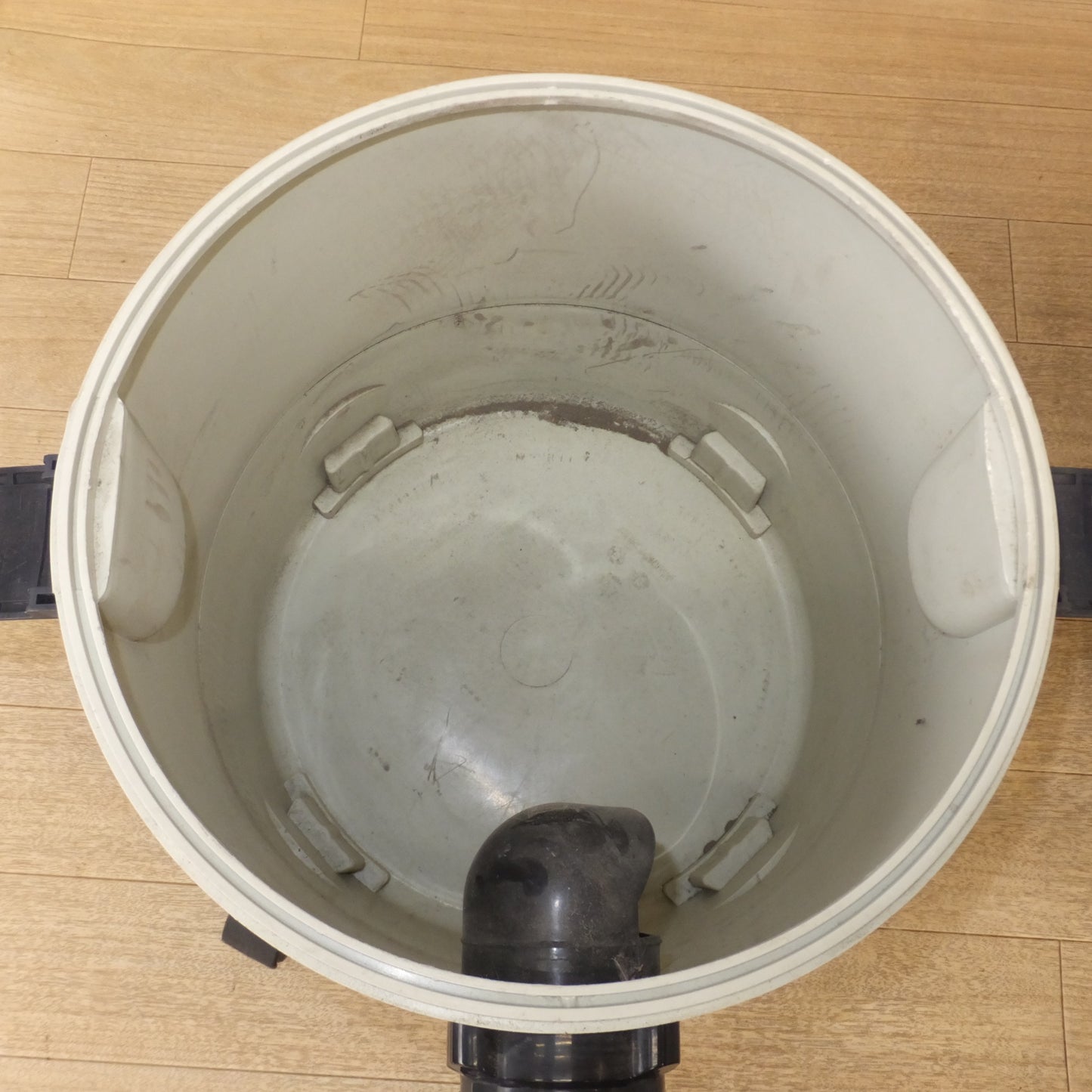 [送料無料] ★リョービ RYOBI 集じん機 VC-23 乾湿両用　集じん容量 14L　100V 11A 1,050W 50/60Hz★