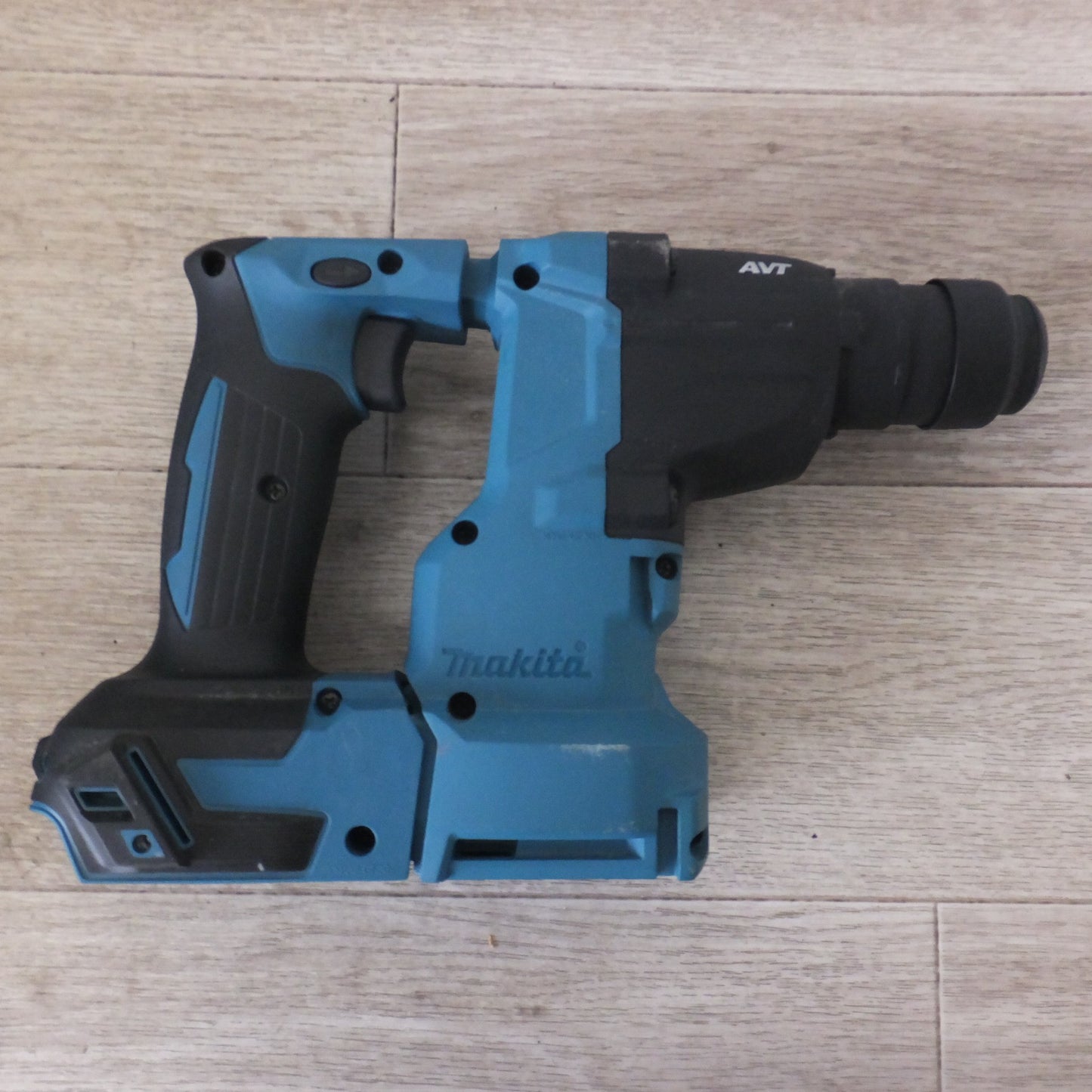 [送料無料] キレイ★マキタ makita 18mm 充電式ハンマドリル HR183DZK 18V 本体のみ★