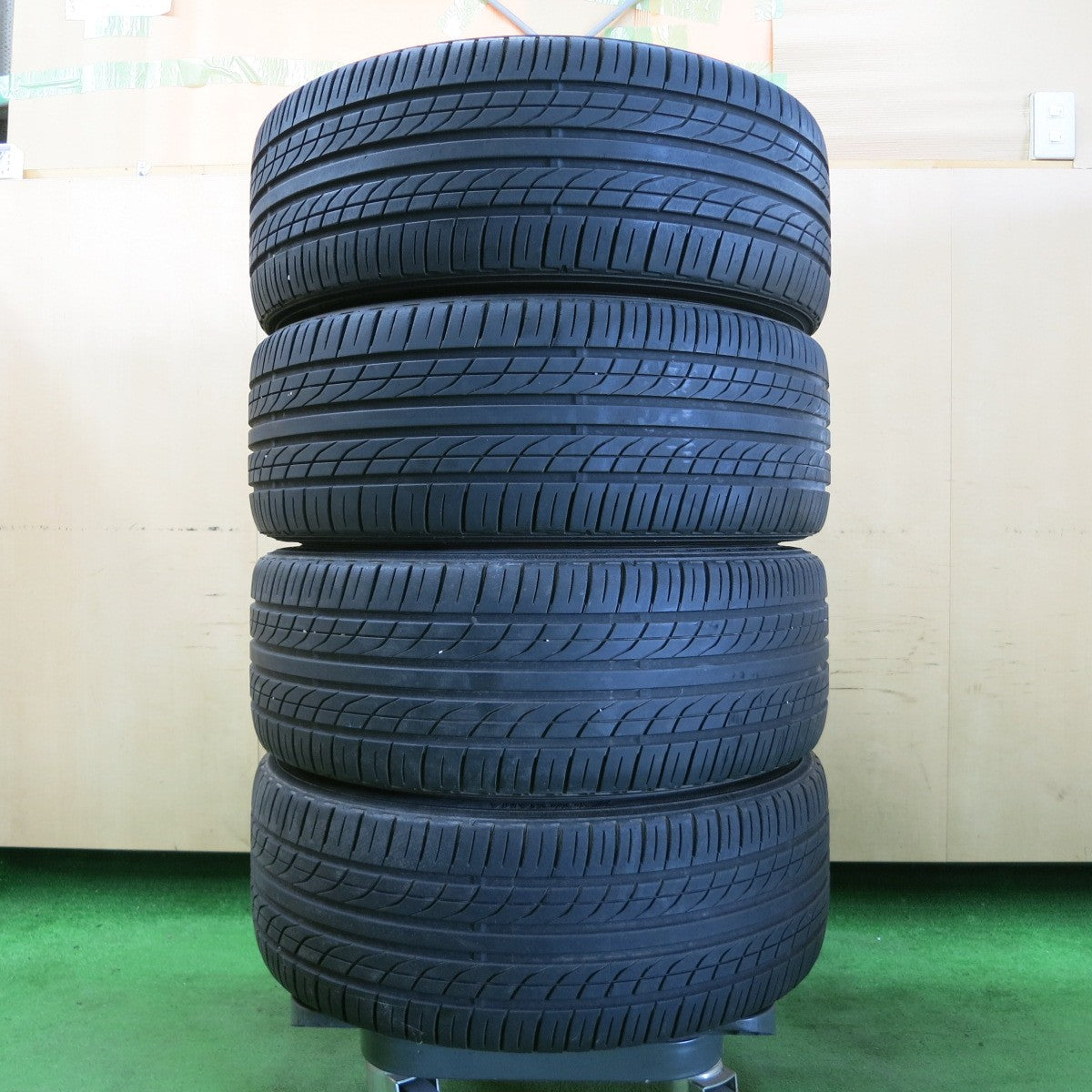 *送料無料* 4本価格★86 BRZ 等 LM SPORT 215/40R18 ヨコハマ DNA エコス ES300 18インチ PCD100/5H★4052203イノ