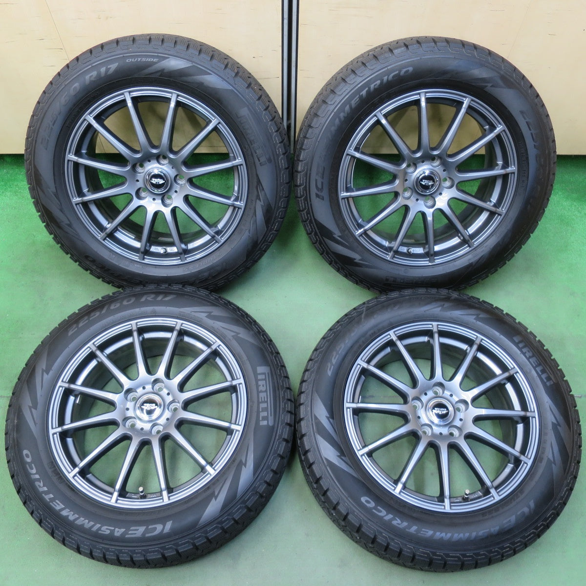 超バリ溝！キレイ！9.5分以上★スタッドレス 225/60R17 ピレリ アイスアシンメトリコ TEAD テッド 17インチ PCD114.3/5H★5110709イス