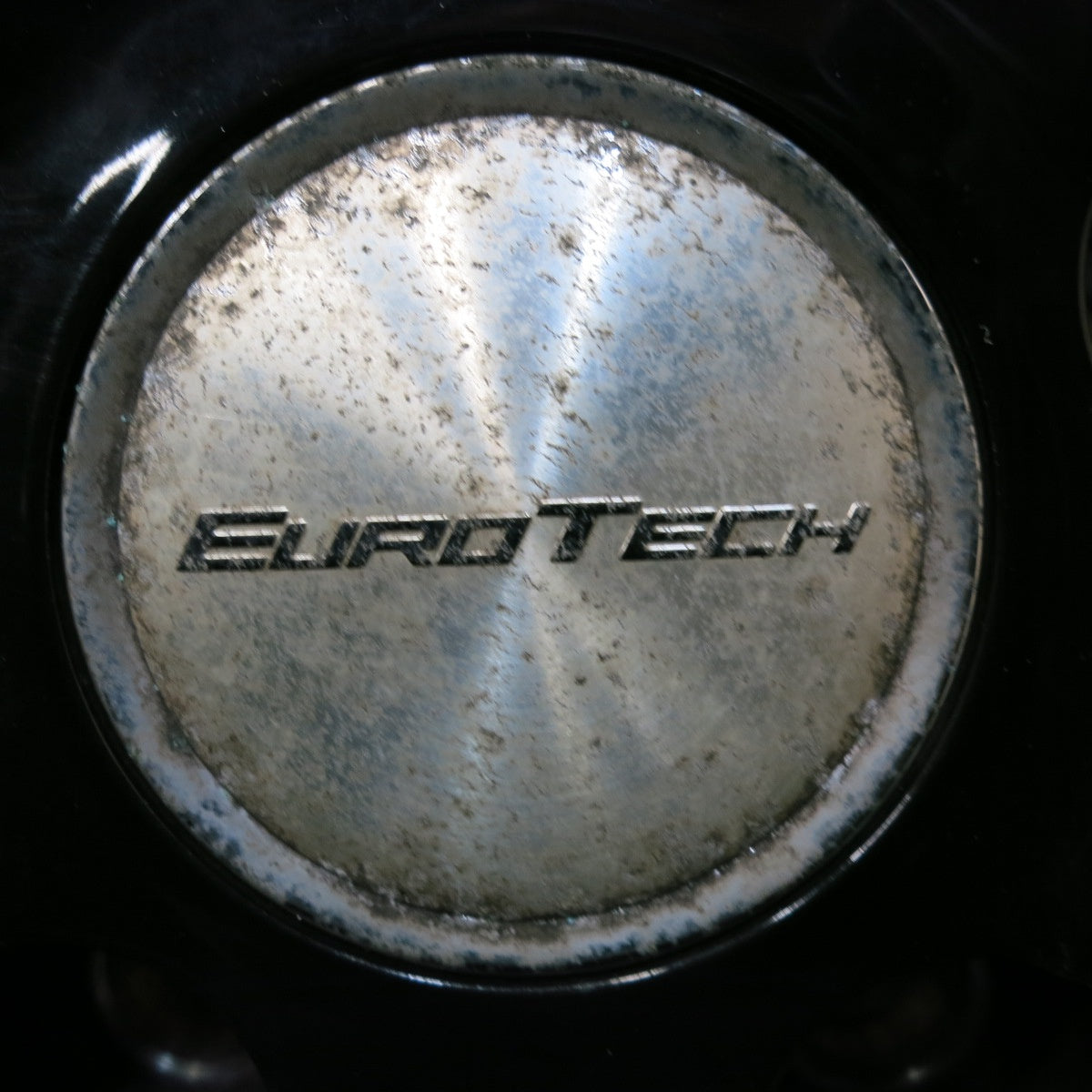 [送料無料] バリ溝！20年！9.5分★プジョー 等 EUROTECH 225/60R17 スタッドレス ダンロップ ウインターマックス WM02 ユーロテック 17インチ PCD108/5H★4122501SYス