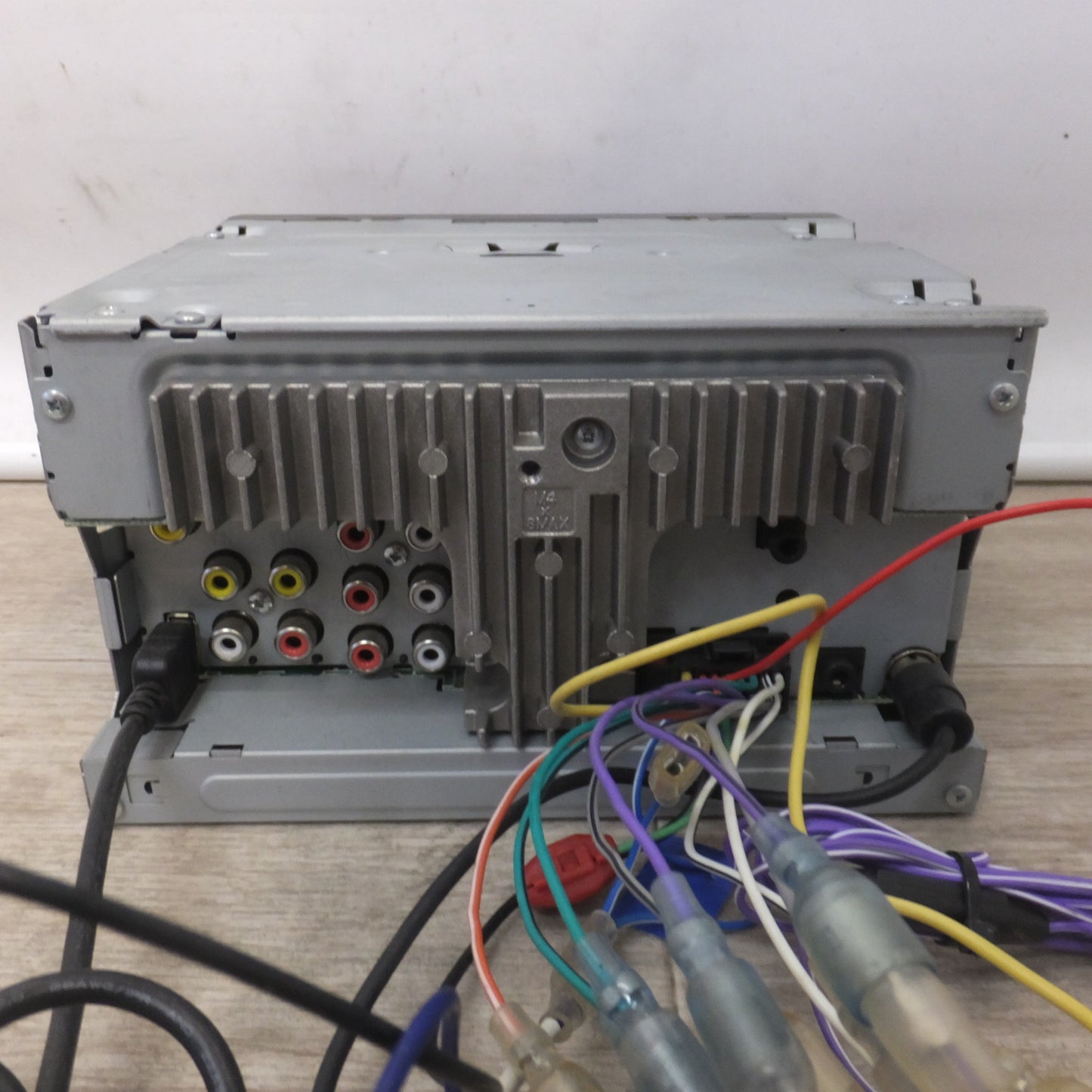 [送料無料] ★カロッツェリア carrozzeria ディスプレイオーディオ AVメインユニット FH-6200DVD(61)★