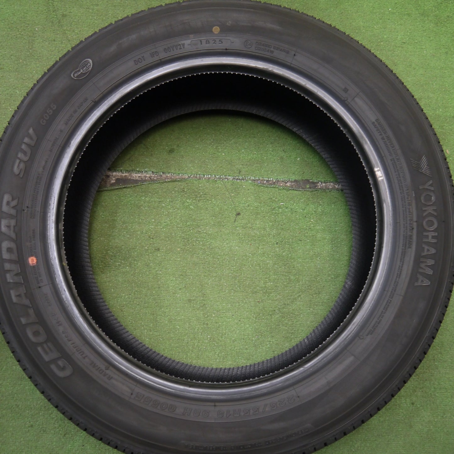 新車外し！25年★225/55R18 ヨコハマ ジオランダー SUV G055 G055E タイヤ 18インチ デリカ D:5 ZR-V フォレスター 等★5072503Hノタ