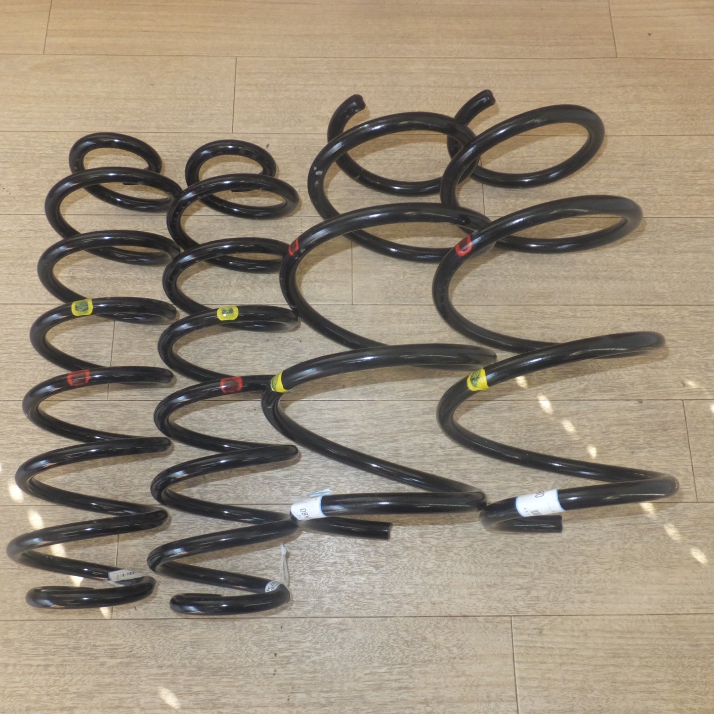 [送料無料] 新車外し 美品★トヨタ 純正 スプリング 4本 セット　ハリアー MXUA80 ガソリン車 2WD Zグレード 着用品★