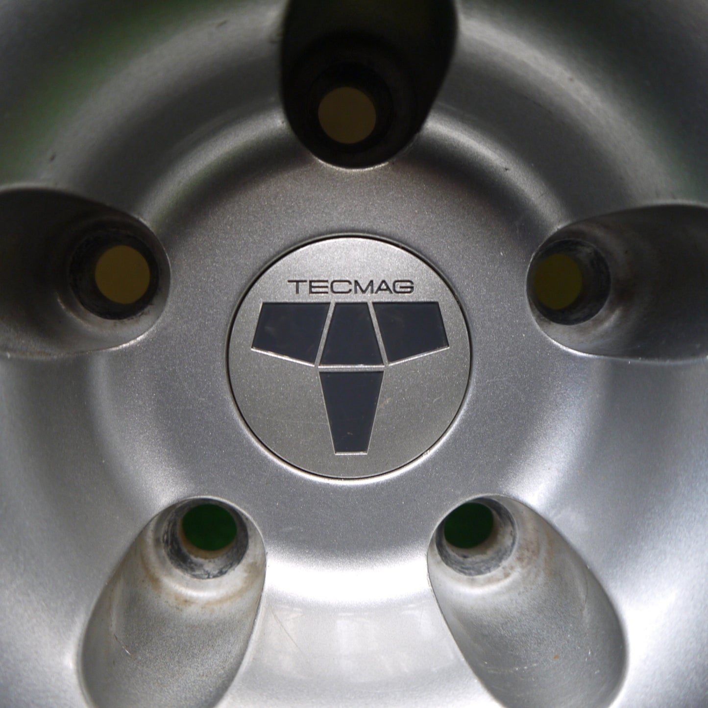 バリ溝！キレイ！9.5分★BMW 等 TECMAG Type 206R TARGA 245/45R18 スタッドレス ナンカン CORSAFA テクマグ タルガ 18インチ PCD120/5H★5112806Hス