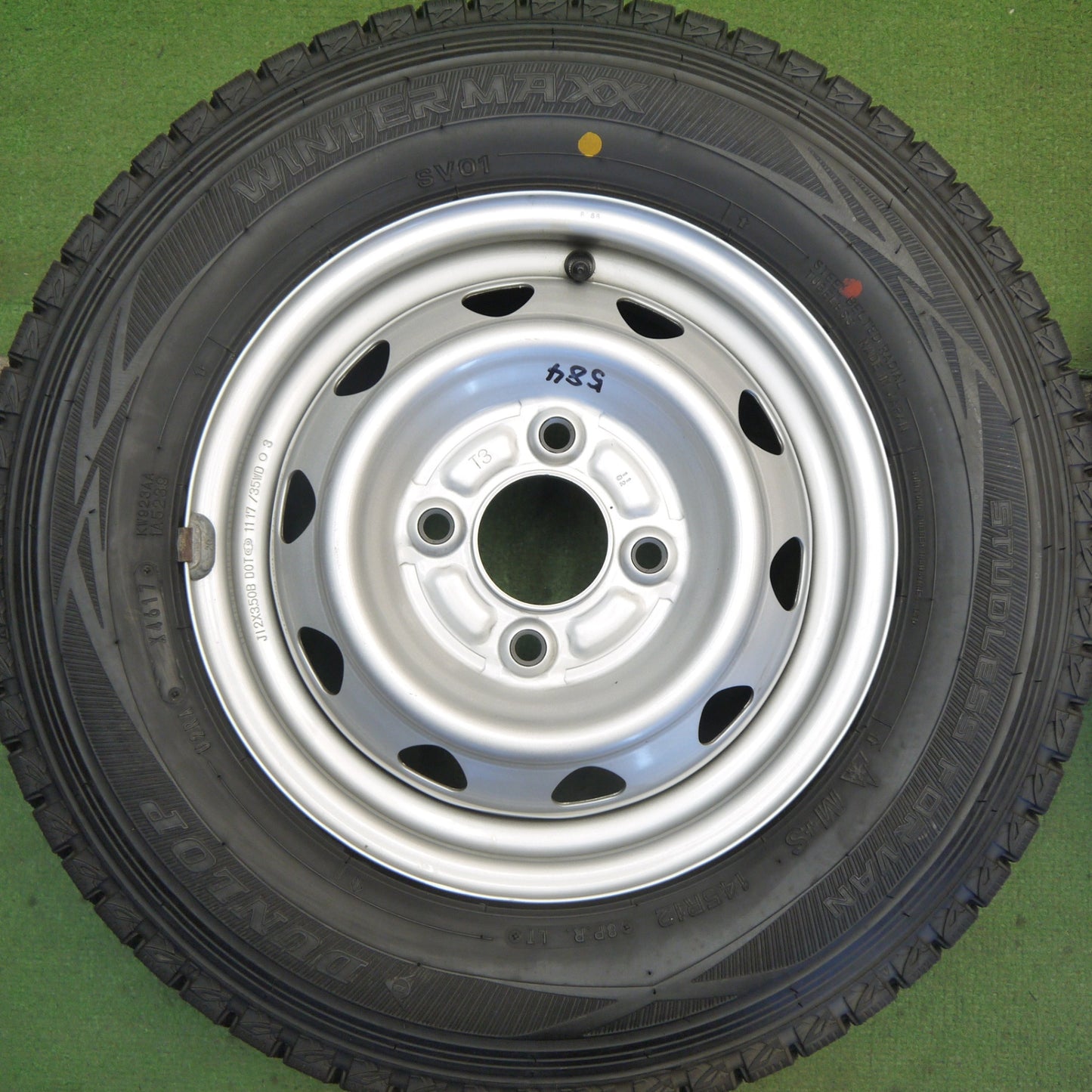 バリ溝！キレイ！ほぼ10分◎スタッドレス 145R12 8PR ダンロップ ウインターマックス SV01 スチール ホイール 12インチ PCD100/4H◎6072903Hス