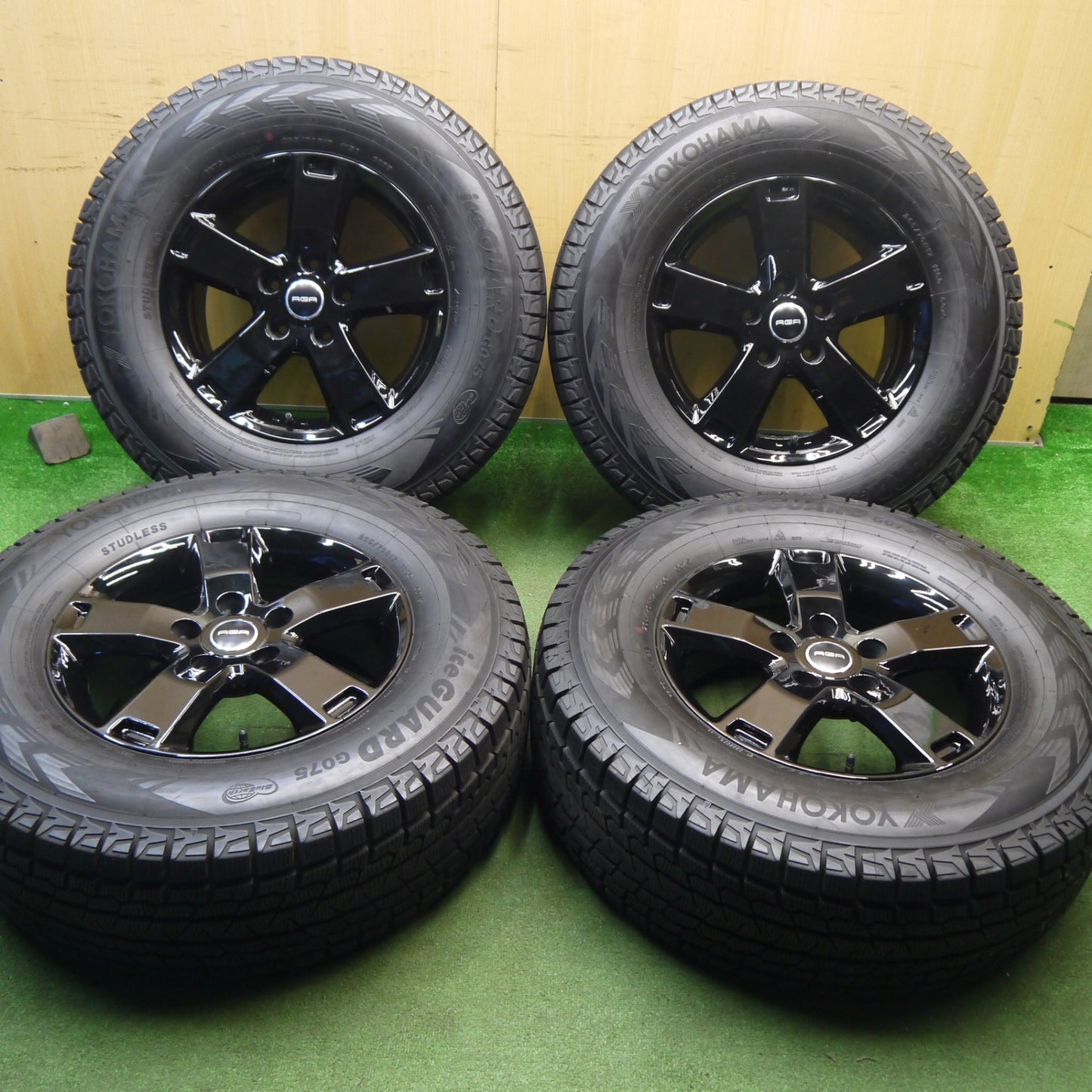 バリ溝！23年！キレイ！9.5分★ジープ ラングラー 等 AGA EsseⅡ 265/70R17 スタッドレス ヨコハマ アイスガード G075 エッセ2 17インチ PCD127/5H★6012810Hス