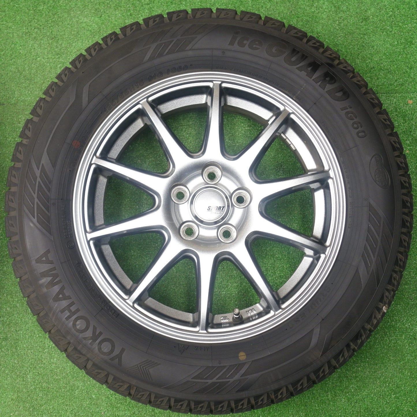 バリ溝！22年！キレイ！9.5分以上★プリウス 等 195/65R15 スタッドレス ヨコハマ アイスガード iG60 SPORT ABELIA スポルト アベリア 15インチ PCD100/5H★6020905KTス