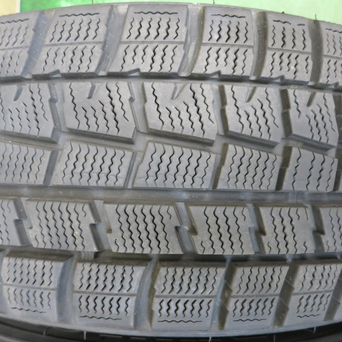 バリ溝！9.5分◎シエンタ 等 185/65R15 スタッドレス ダンロップ ウインターマックス WM01 GMach 15インチ PCD100/5H◎6061304HAス