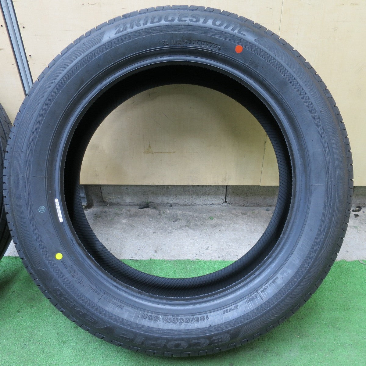 新車外し！25年★195/60R17 ブリヂストン エコピア EP150 タイヤ 17インチ ライズ ロッキー 60系 プリウス 等★6031602NGノタ