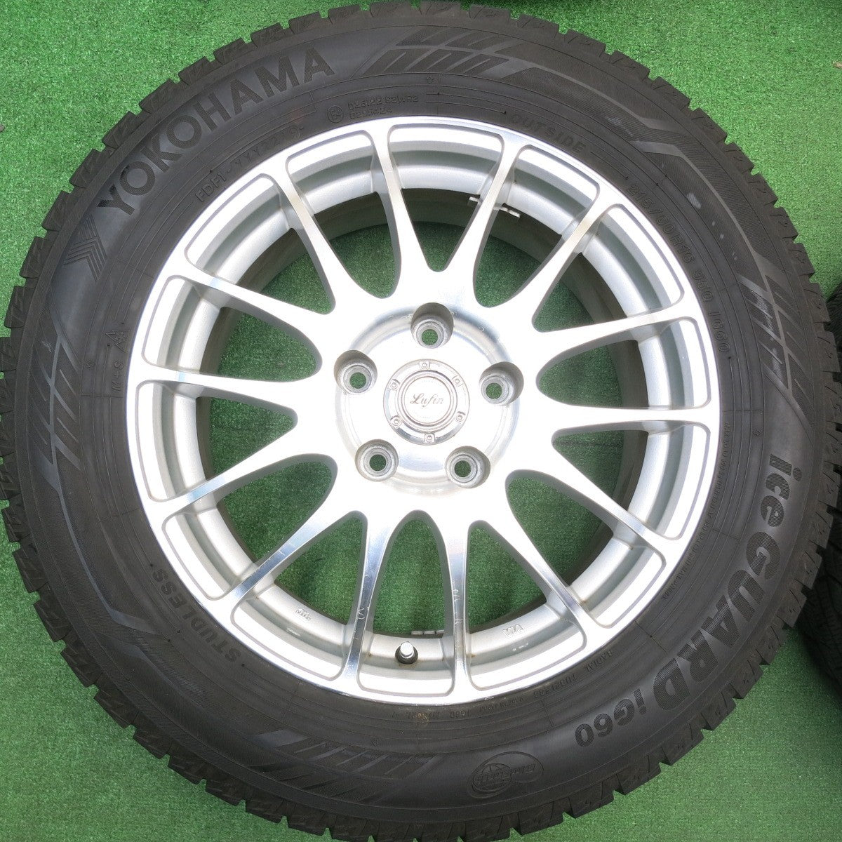 バリ溝！8.5分★スタッドレス 215/60R16 ヨコハマ アイスガード iG60 Lufin 14 SPOKE ラフィン 16インチ PCD114.3/5H★5112018HAス