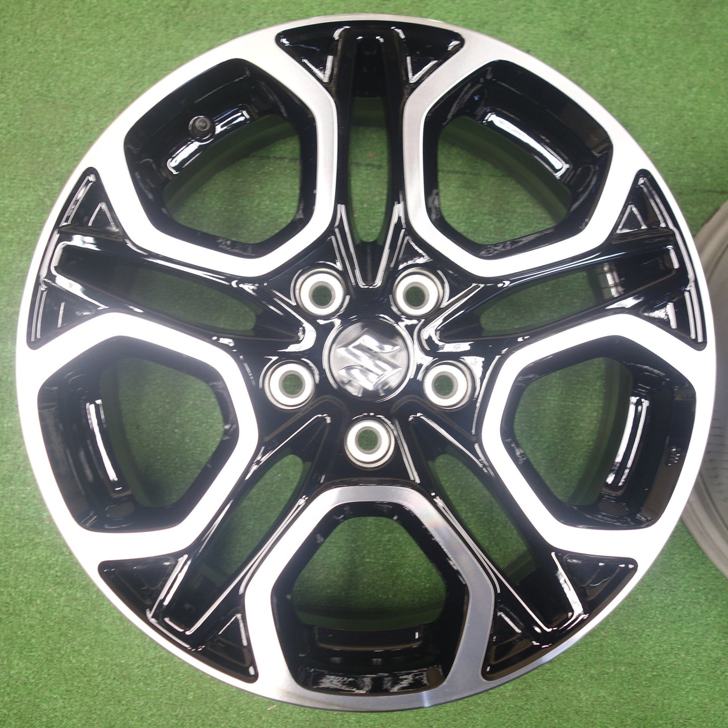 新車外し★スズキ ZC33S スイフト スポーツ 純正 ホイール 17インチ 17×6.5J PCD114.3/5H★6031105KTホ