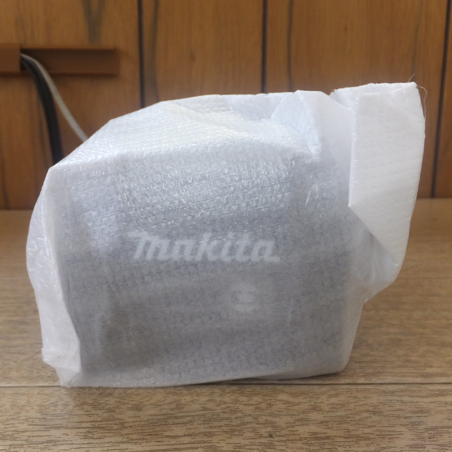 [送料無料] 未使用★マキタ makita バッテリ BL4040F XGT 40V max 4.0Ah Li-ion A-73841(1)★