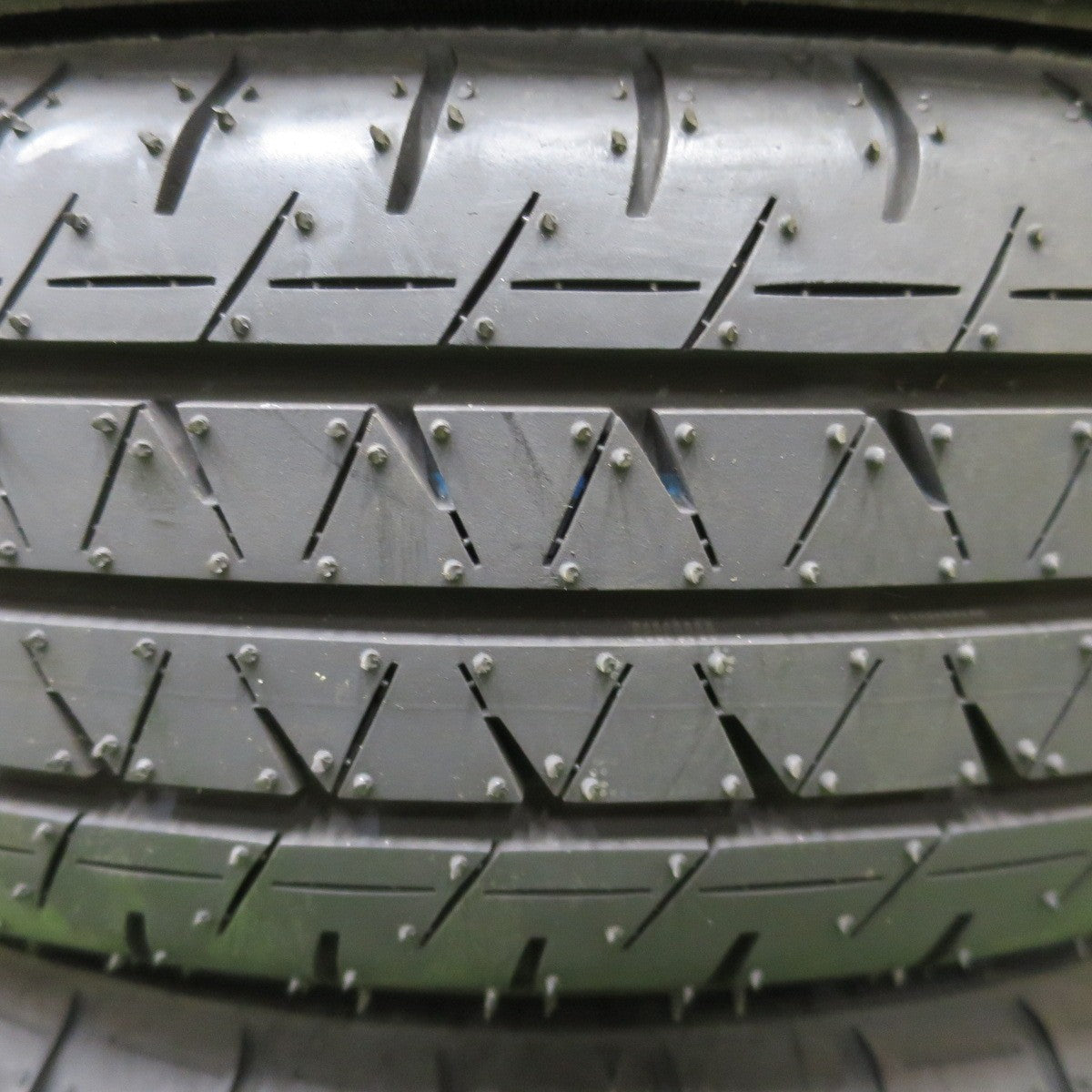 新車外し！23年★145/80R12 80/78N ヨコハマ BluEarth-Van RY55 ブルーアース タイヤ 12インチ 軽トラ 軽バン エブリィ キャリィ 等★6042903NGノタ