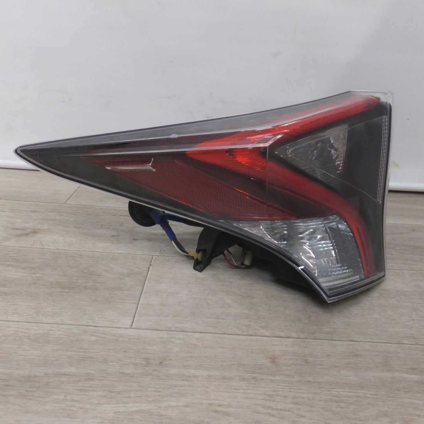 [送料無料] ★トヨタ TOYOTA 純正 プリウス DAA-ZVW50 50系 前期 テールライト 47-87 47-77 47-78 4点 セット★