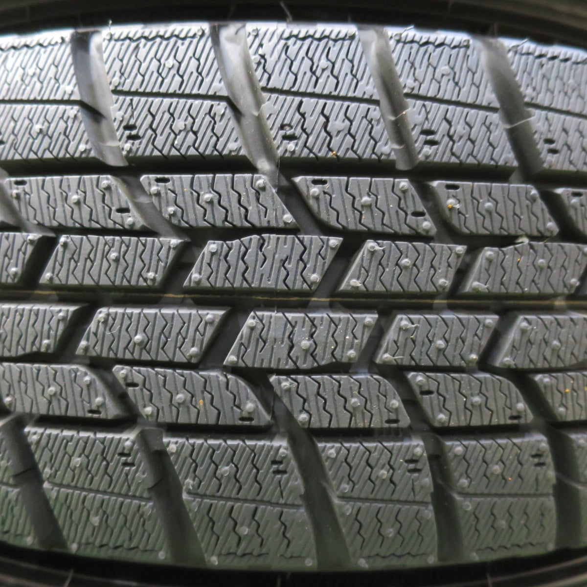 ほぼ未使用★スタッドレス 155/65R13 グッドイヤー アイスナビ6 KAISAS 社外 アルミ 13インチ PCD 100 110 114.3/4H マルチ★5100701イス