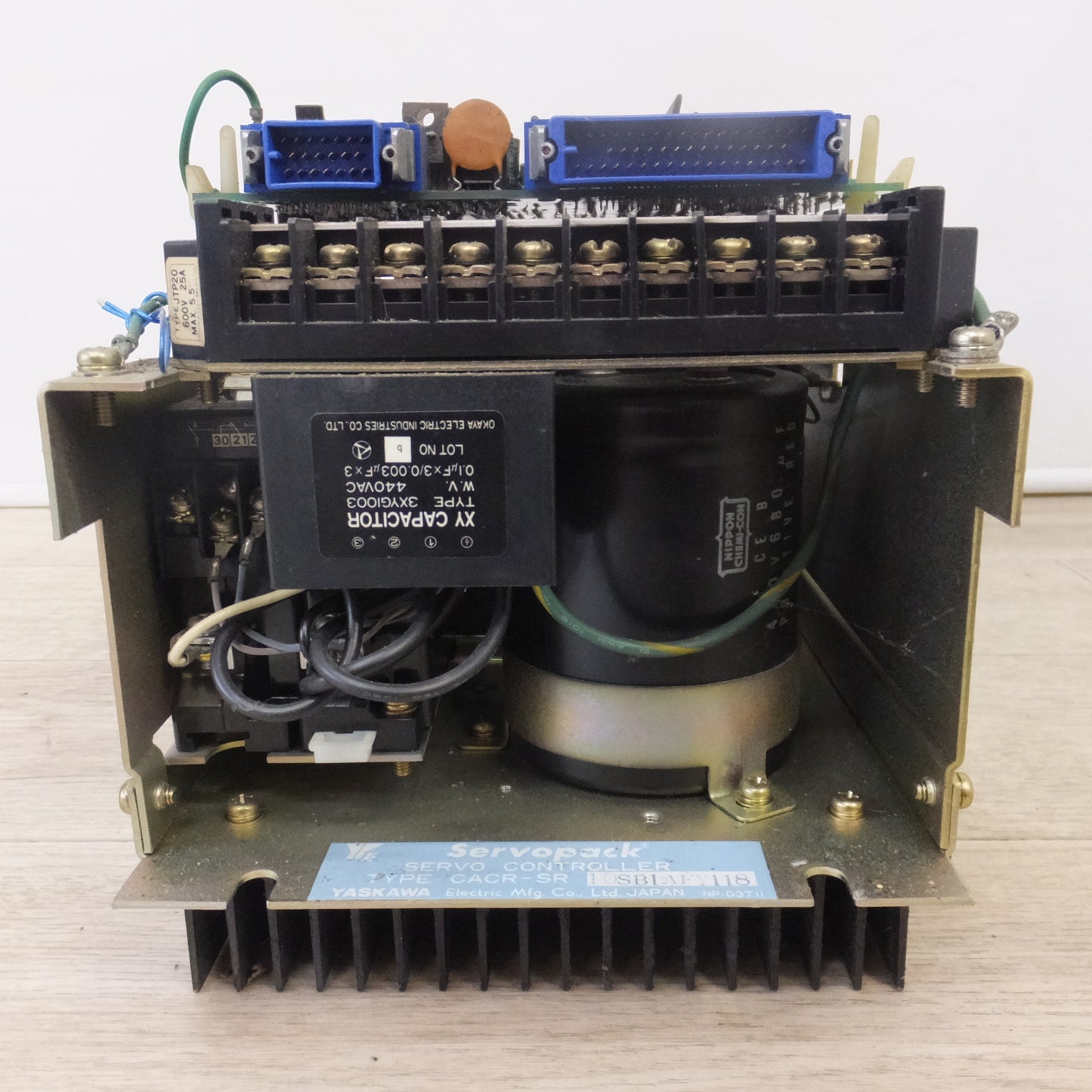 現状品★安川電機 YASKAWA サーボコントローラー SERVO CONTROLLER サーボパック Servopack CACR-SR★