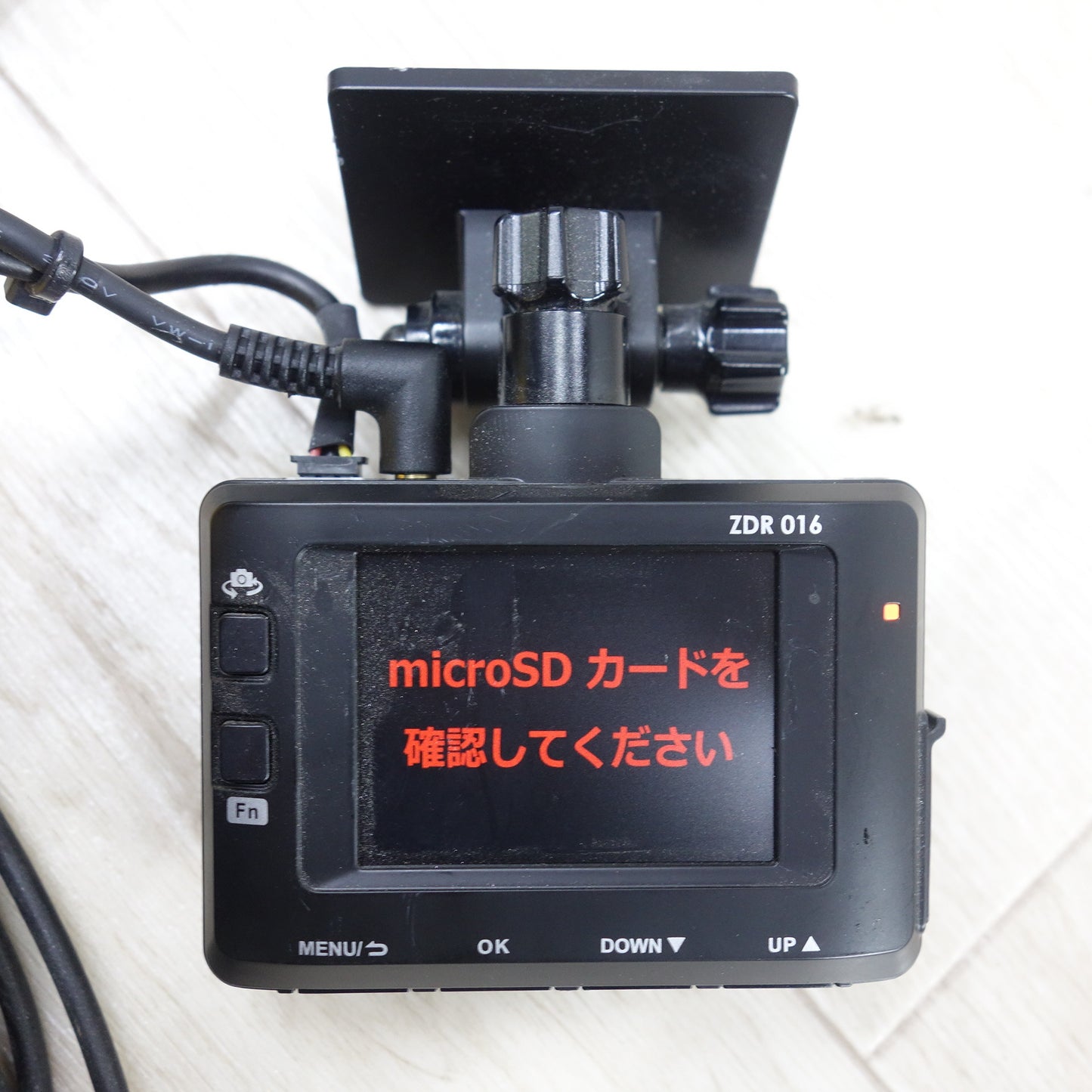 [送料無料] 付属品付き◆COMTEC コムテック 前後 2カメラ ドライブレコーダー ZDR016 ドラレコ 200万画素◆