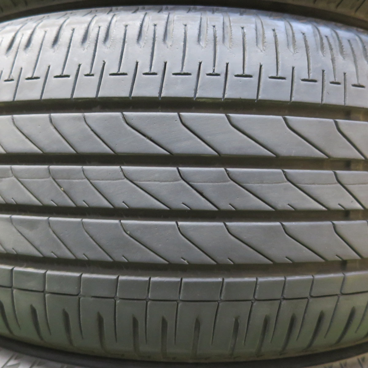 バリ溝！23年！9.5分★205/50R17 ブリヂストン トランザ T005A タイヤ 17インチ ノート オーラ セレナ インプレッサ 等★6052305イノタ