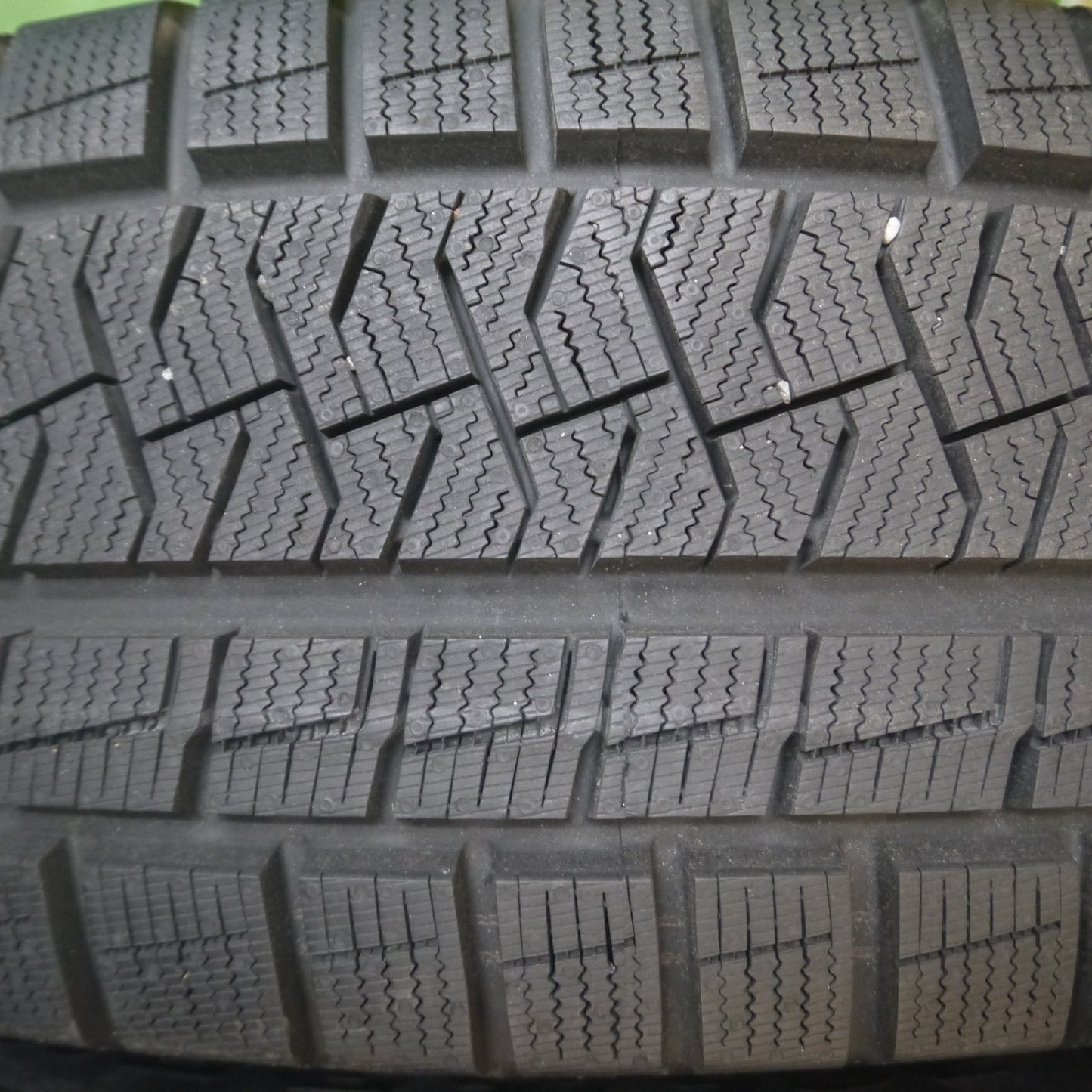 [送料無料] バリ溝！ほぼ10分★トヨタ 70系 ノア ヴォクシー 純正 205/55R16 スタッドレス ピレリ アイスアシンメトリコ プラス 16インチ PCD114.3/5H★5020502Hス