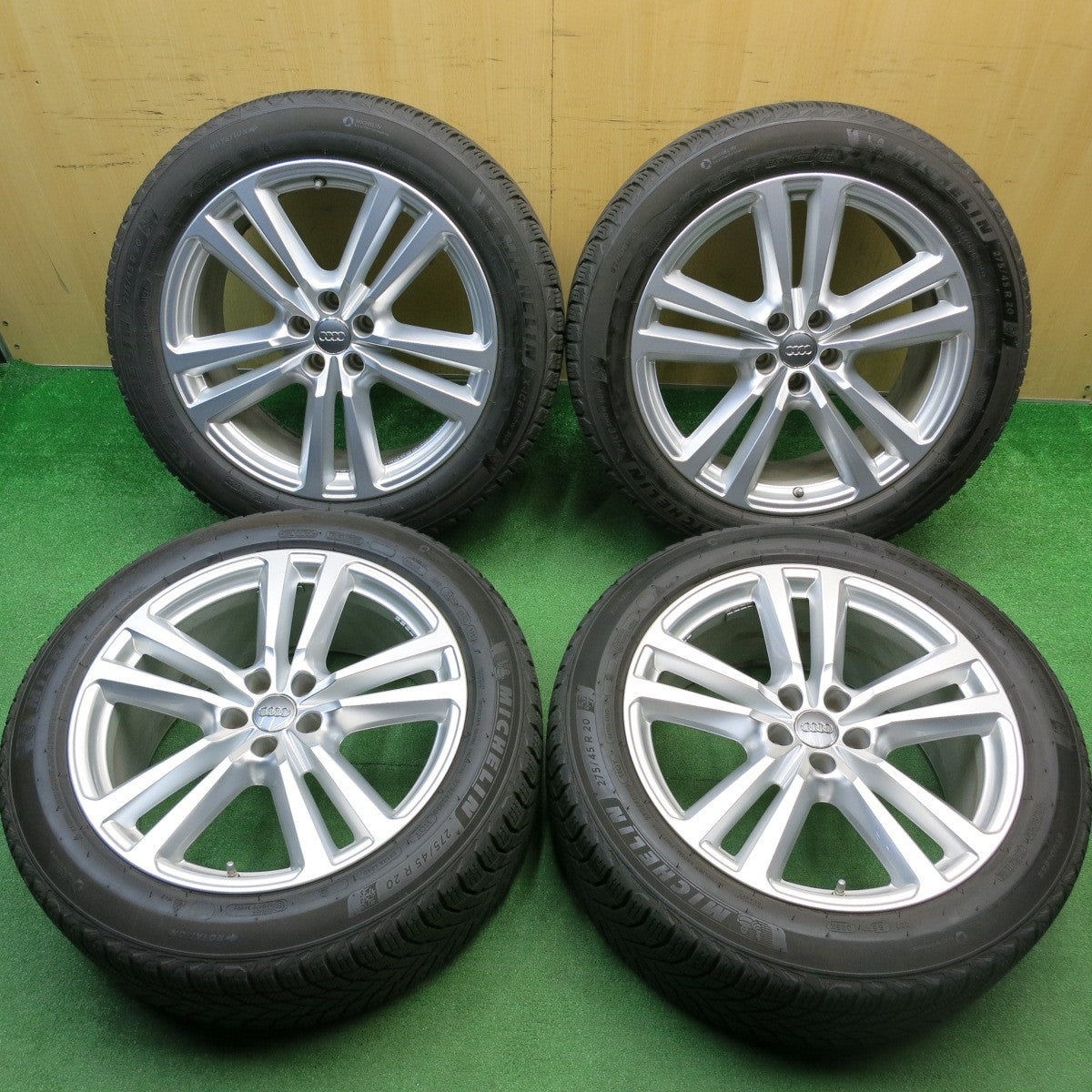 バリ溝！キレイ！8.5分★アウディ Q7 純正 275/45R20 スタッドレス ミシュラン X-ICE SNOW SUV 20インチ PCD112/5H★5122111HAス