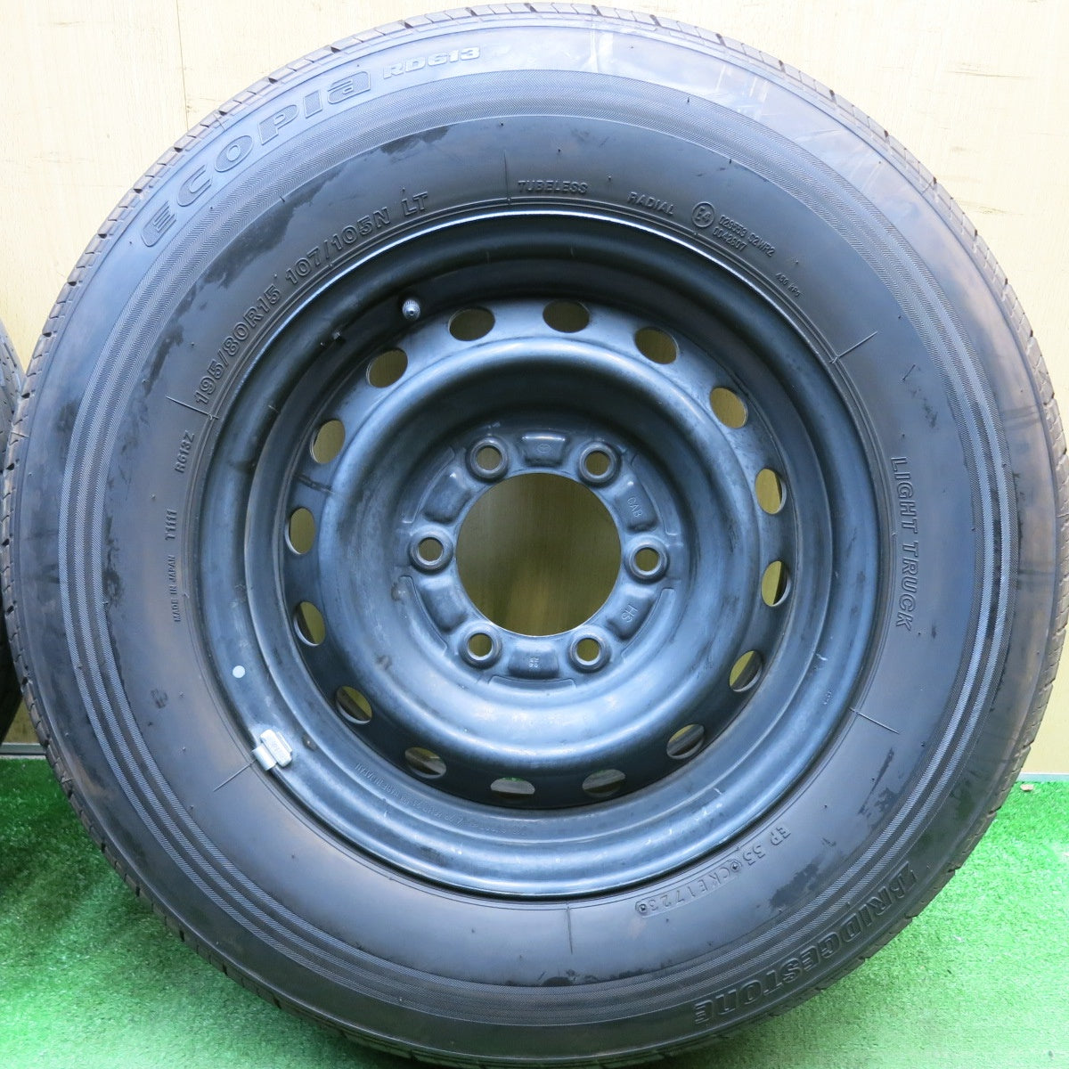 バリ溝！23年！9.5分◎トヨタ ハイエース 純正 スチール 195/80R15 107/105N ブリヂストン エコピア RD613 15インチ PCD139.7/6H◎6062505HAノ