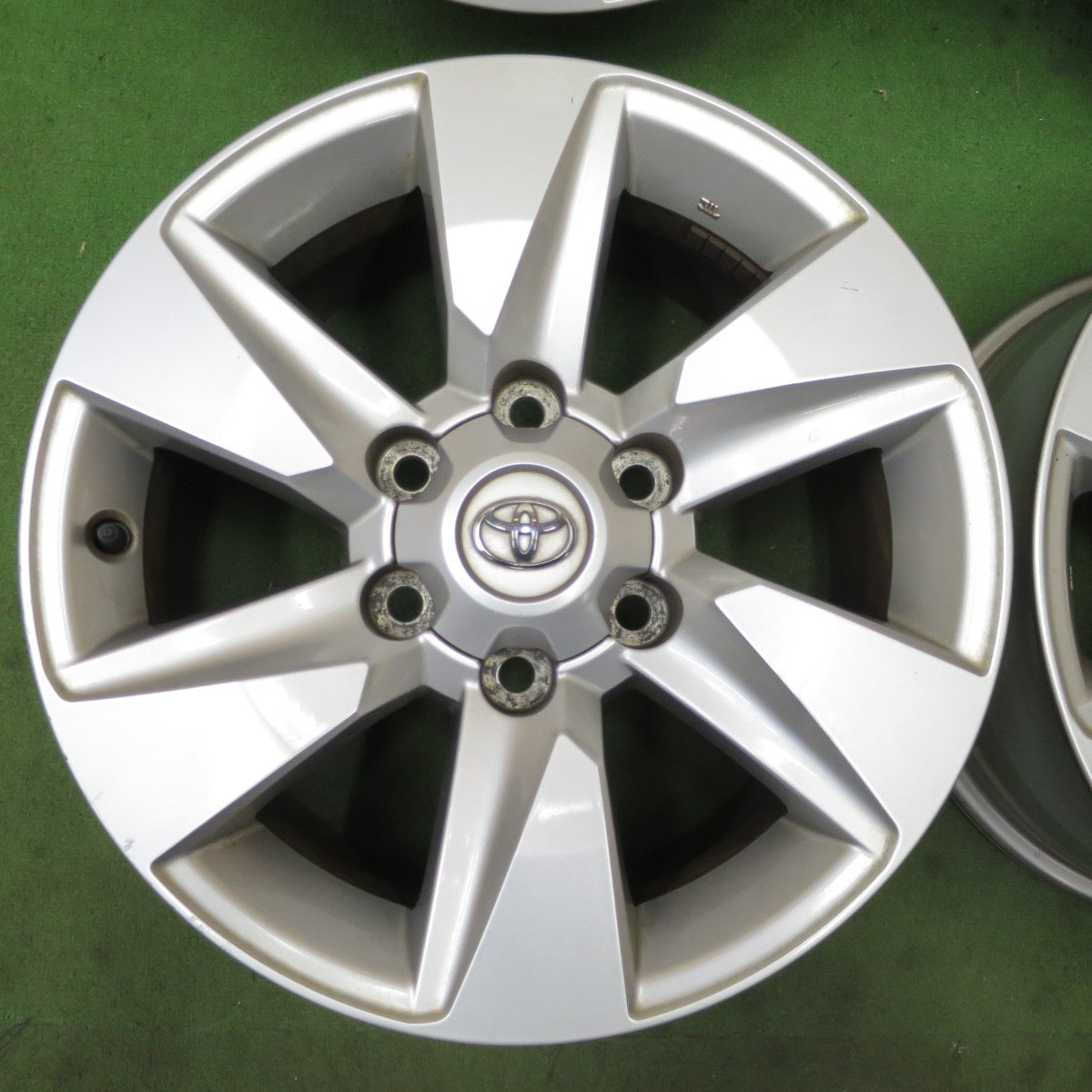 キレイ★トヨタ 150系 ランクル プラド 純正 ホイール 17インチ 17×7.5J PCD139.7/6H★6062302NGホ