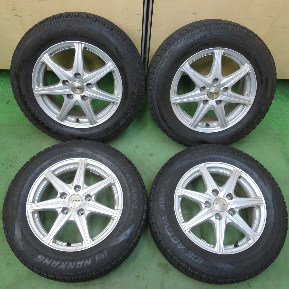 バリ溝！22年！9.5分★スタッドレス 195/65R15 ナンカン アイス アクティバ AW-1 Treffer トレファー 15インチ PCD114.3/5H★6012802イス