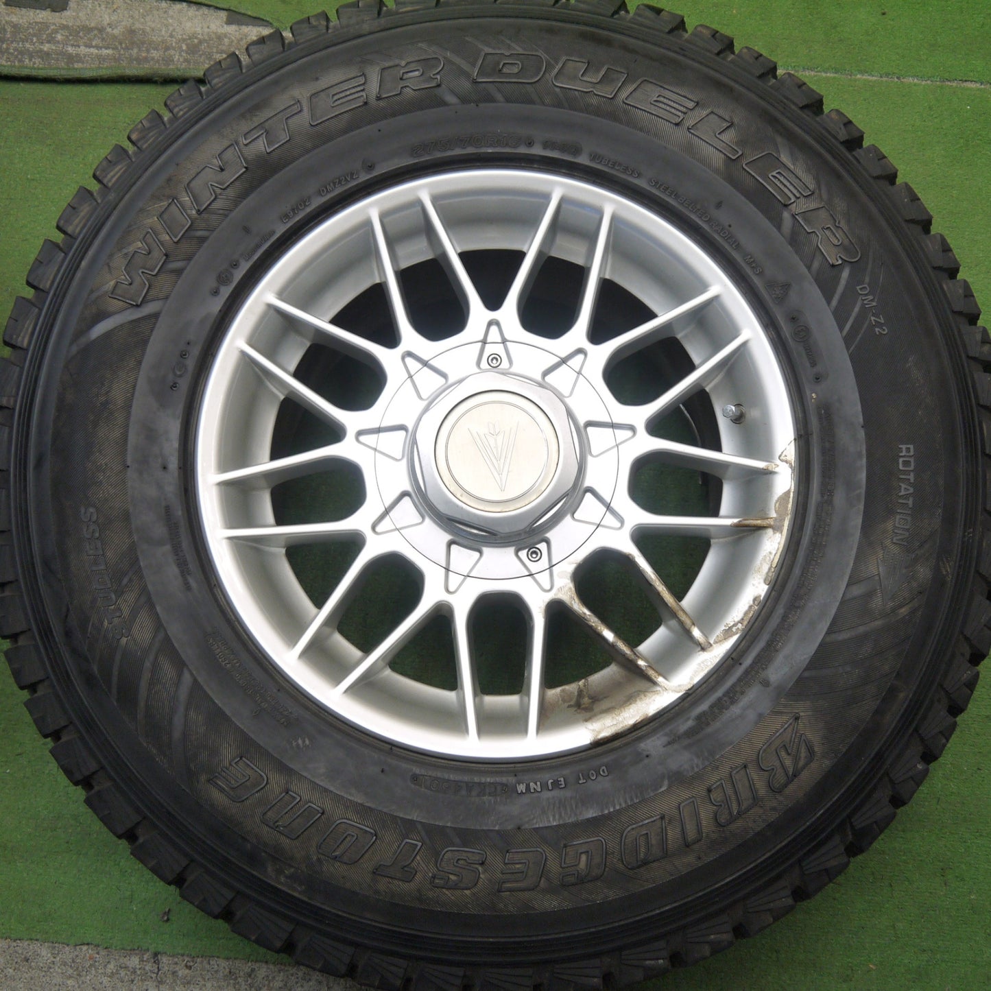 バリ溝！キレイ！9.5分★ランクル 等 275/70R16 スタッドレス ブリヂストン ウインター デューラー DM-Z2 weds ウェッズ 16インチ PCD150/5H★5091702Hス