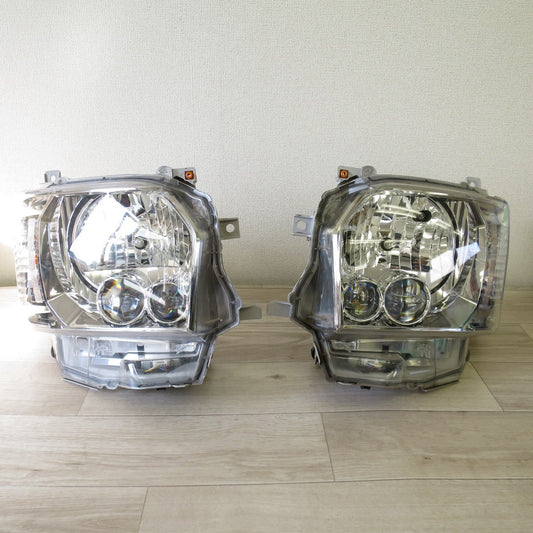 [送料無料] 左右セット！コンピューター付き◇トヨタ 200系 ハイエース 純正 LED ヘッドライト KOITO 26-137 ヘッドランプ TOYOTA◇