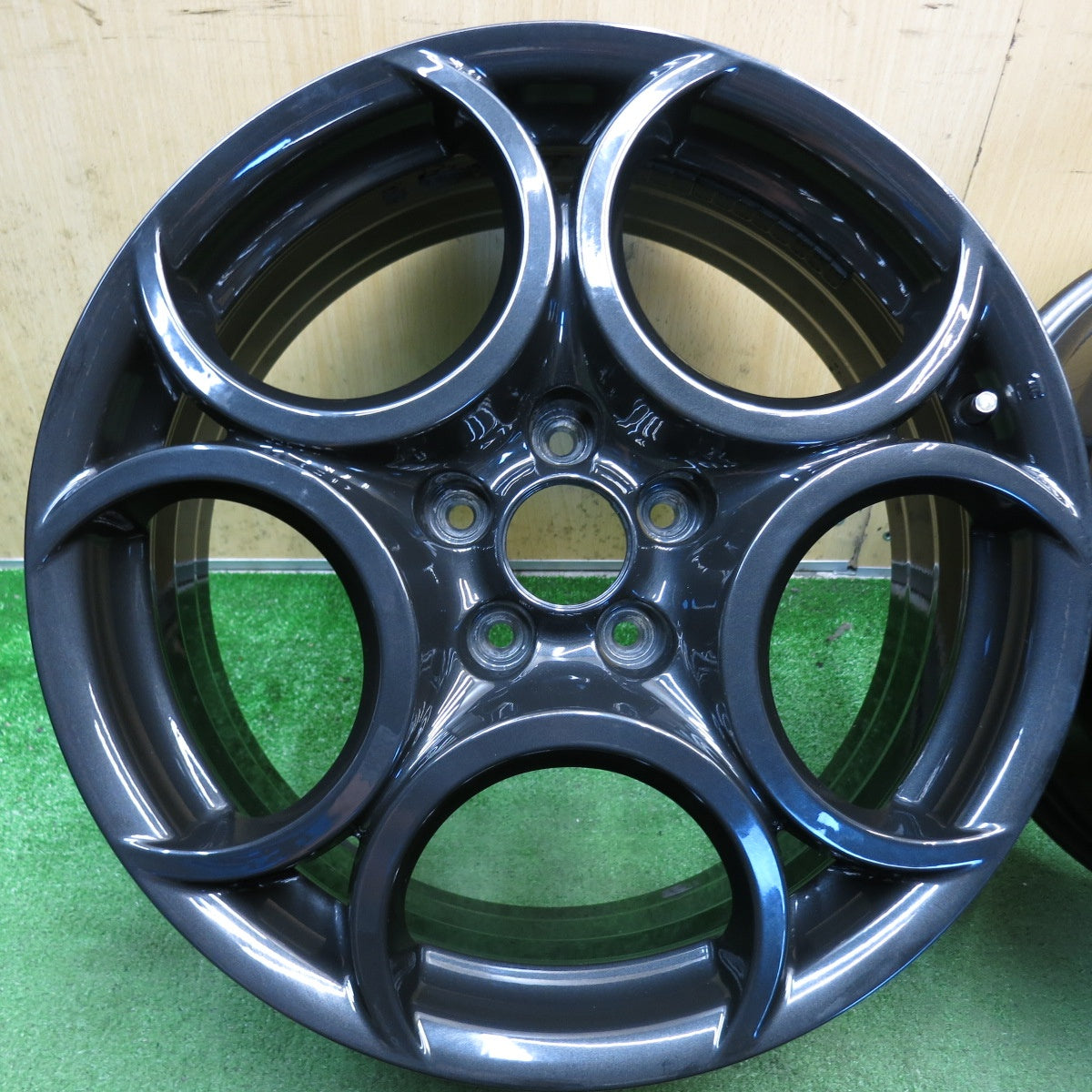 4本価格◎アルファロメオ ジュリエッタ 純正 ホイール 18インチ 18×7.5J PCD110/5H◎6080401KKホ