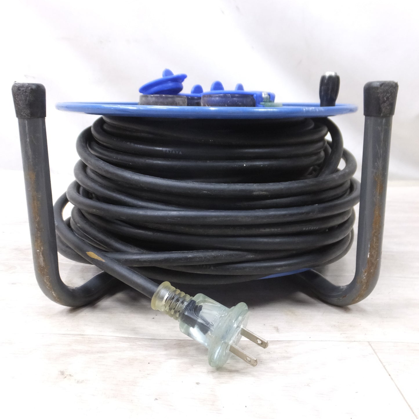 [送料無料] 付属品付き◆ハタヤ HATAYA サンデーレインボーリール 30m SS-30 ケーブル付き コードリール 屋外用 防雨型 電工ドラム 電源ドラム 延長コード◆
