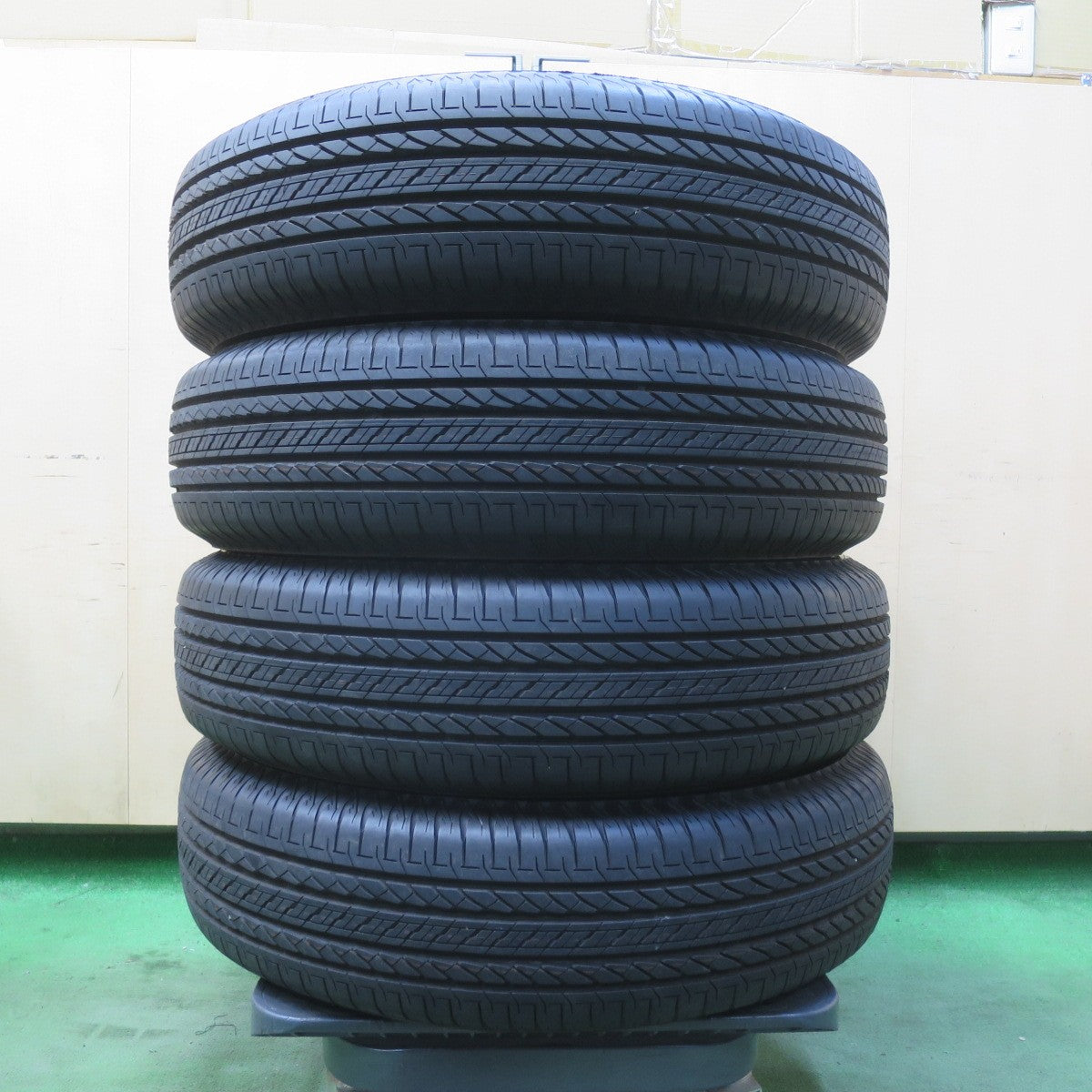 新車外し！25年★195/80R15 ブリヂストン デューラー H/L 852 タイヤ 15インチ ジムニーシエラ ジムニーノマド 等★6021001イノタ