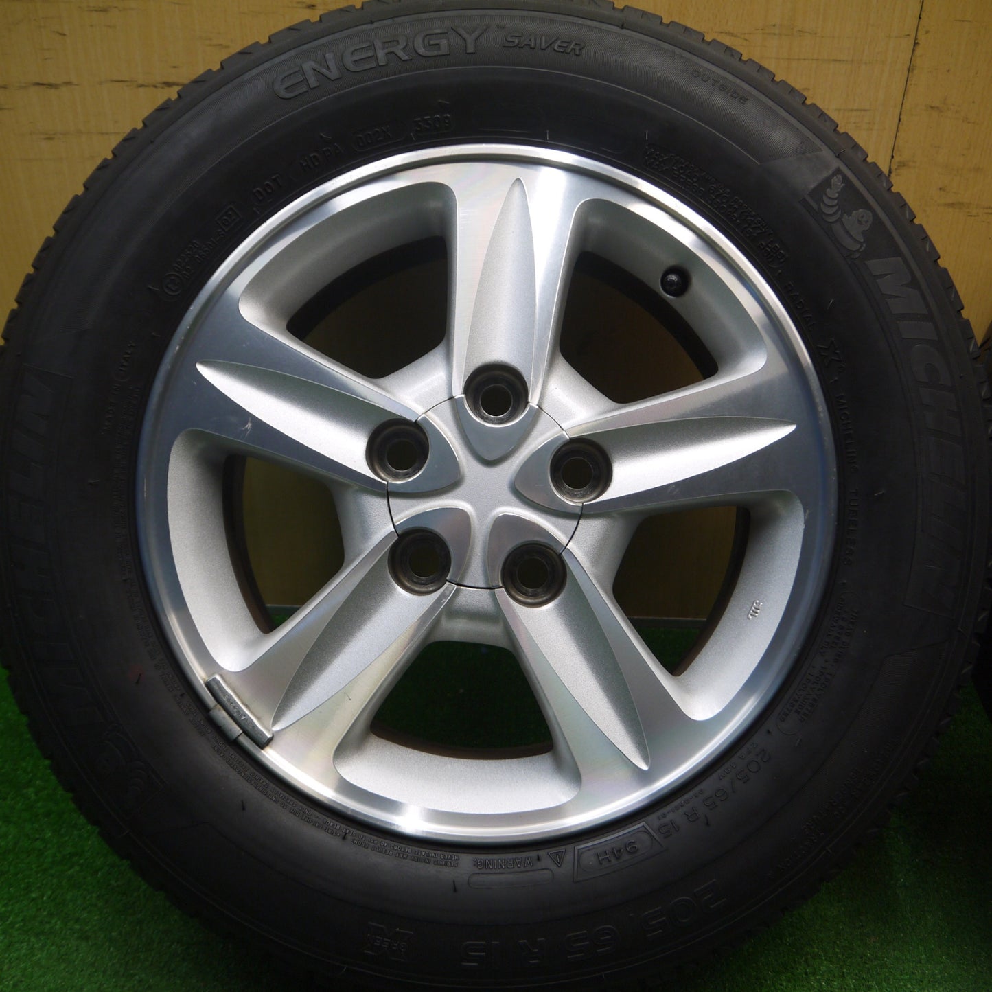 [送料無料] 4本価格★トヨタ 30系 エスティマ 純正 205/65R15 ミシュラン エナジーセイバー 15インチ PCD114.3/5H★4122306Hノ