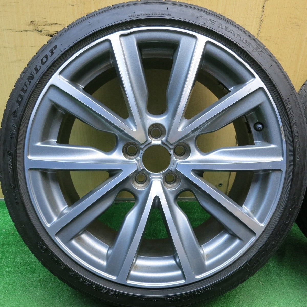 バリ溝！23年！★アウディ A1 スポーツバック 純正 195/45R17 ダンロップ LE MANS V+ 17インチ PCD100/5H★5042712HAノ