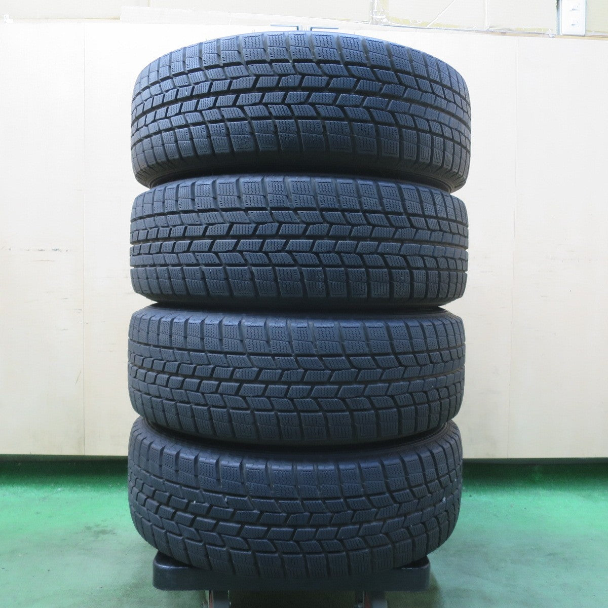 バリ溝！9分★トヨタ カローラ ルミオン 純正 スチール 195/65R15 スタッドレス グッドイヤー アイスナビ6 15インチ PCD114.3/5H★6012809イス