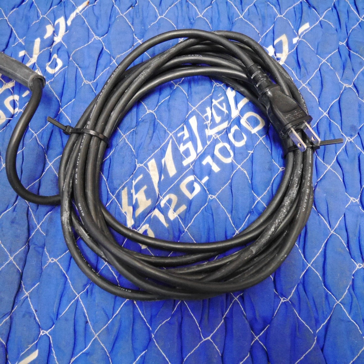 [送料無料] ☆マキタ オートパック スクリュー ドライバ 6841 電動 工具 25～41mm 高速6000回転/分 100V makita コード式☆