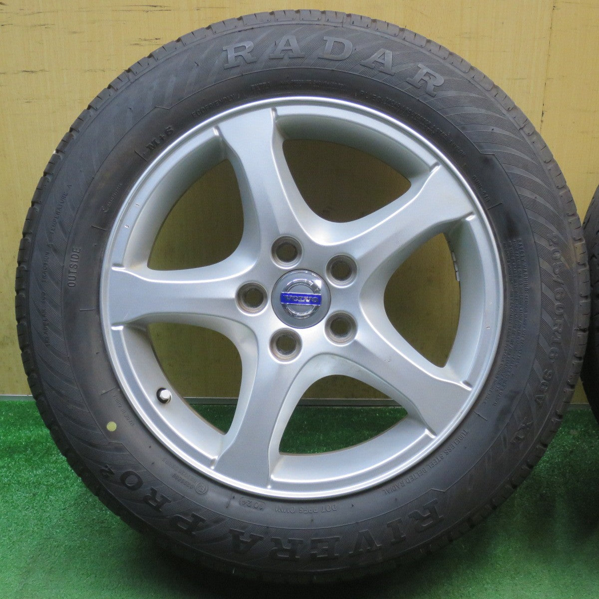 バリ溝！24年！9.5分◎ボルボ V60 S60 純正 205/60R16 レーダー RIVERA PRO2 16インチ PCD108/5H◎6072202NJノ