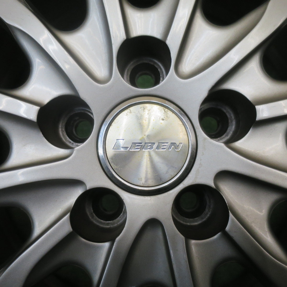 バリ溝！23年！9.5分★プリウス 等 195/65R15 スタッドレス ブリヂストン ブリザック VRX3 LEBEN レーベン 15インチ PCD100/5H★5111803NJス