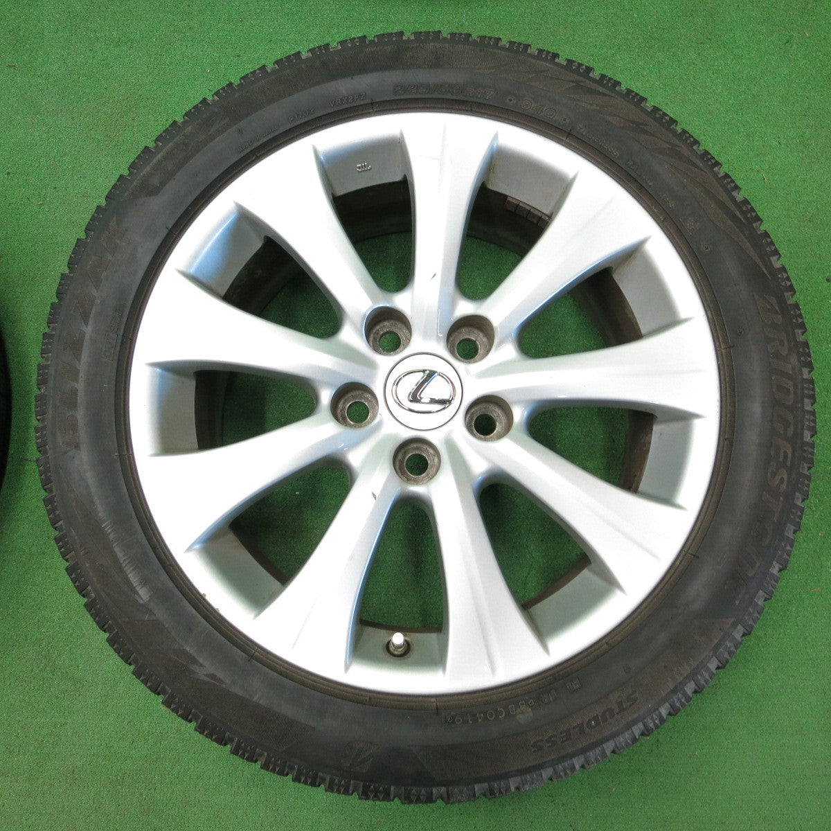 *送料無料* センサー付★レクサス RC300h GS300h 純正 225/50R17 スタッドレス ブリヂストン ブリザック VRX2 17インチ PCD114.3/5H★4052904ナス