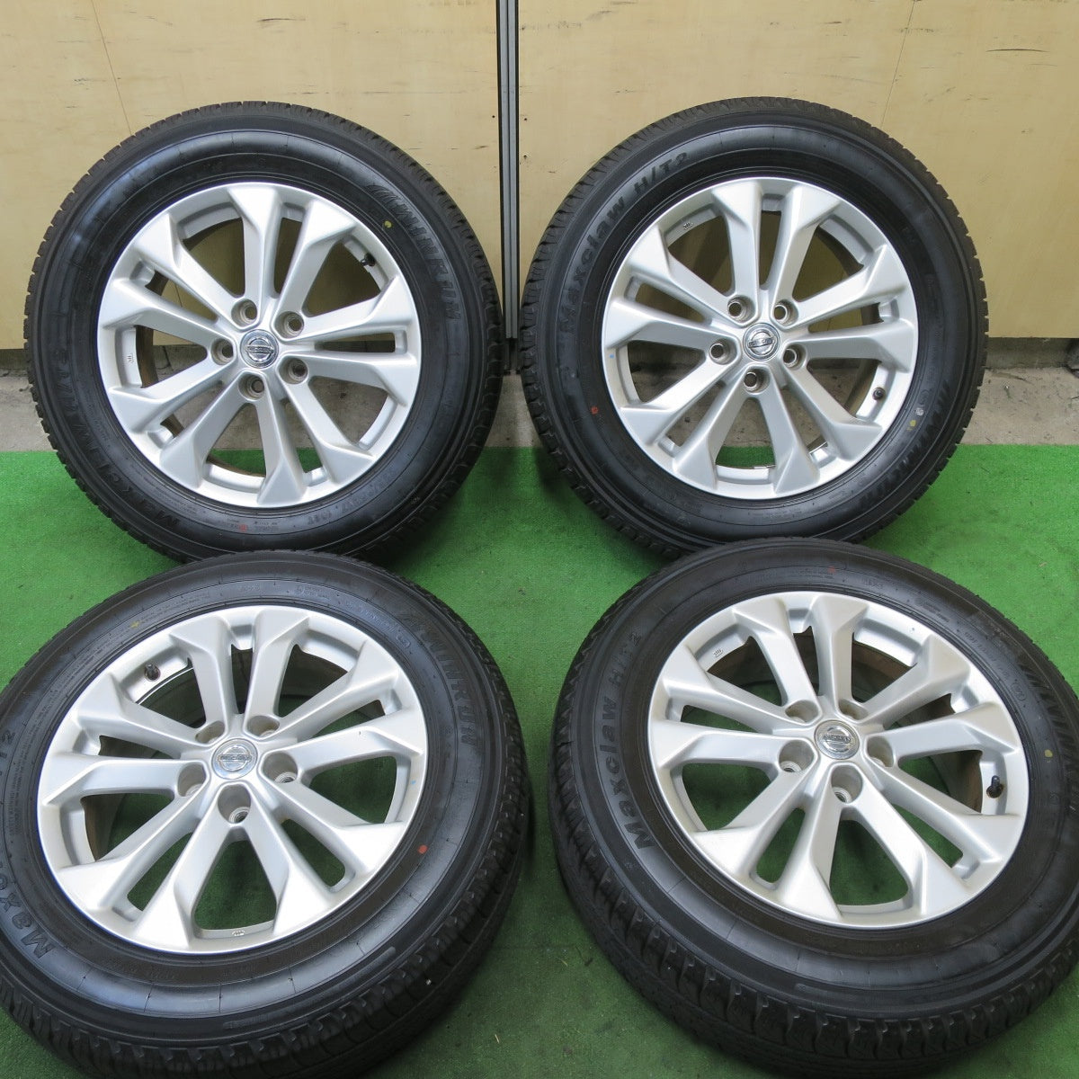 バリ溝！23年！キレイ！9.5分★日産 T32 エクストレイル 純正 225/65R17 ウィンラン Maxclaw H/T2 17インチ PCD114.3/5H★5100101TTノ
