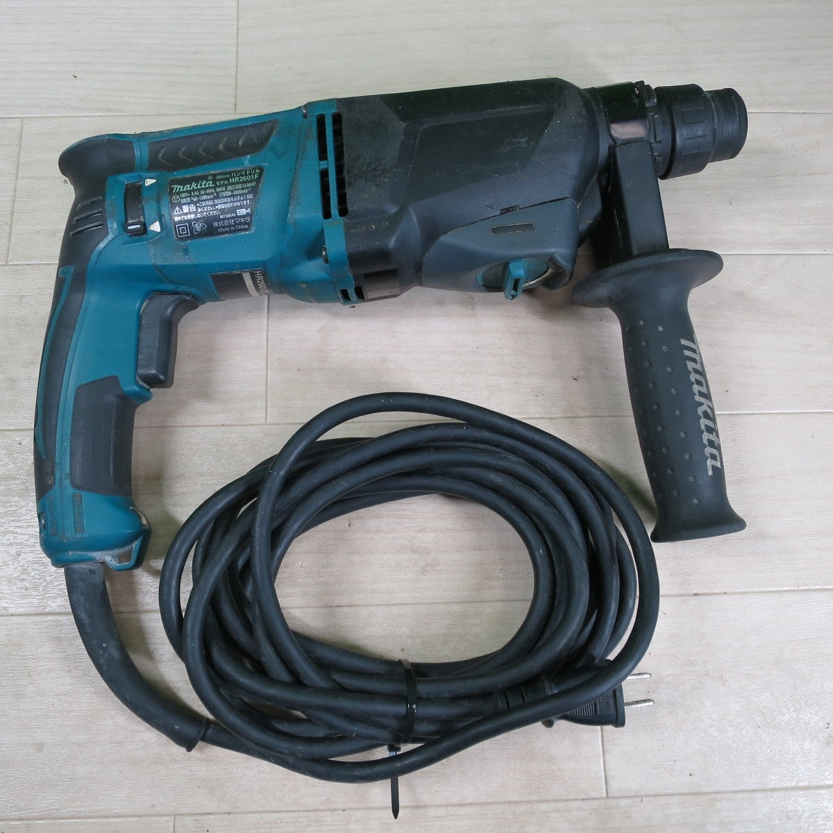 [送料無料] ☆マキタ 26mm ハンマ ドリル HR2601F 電動 工具 ハンマードリル コード式 Makita☆