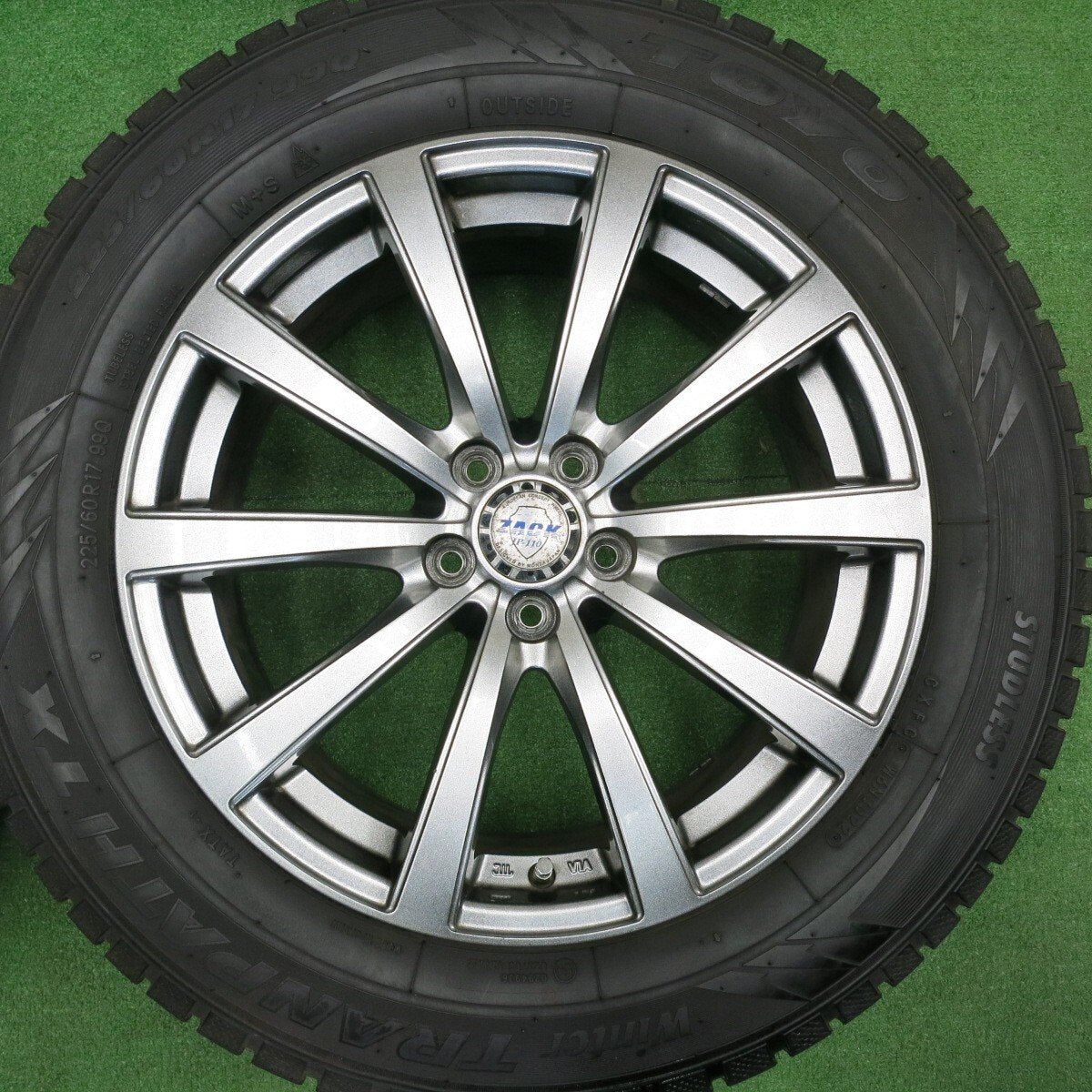 バリ溝！22年！キレイ！9.5分★スタッドレス 225/60R17 トーヨー ウインタートランパス TX ZACK JP-110 MONZA ザック 17インチ PCD114.3/5H★4120604TNス