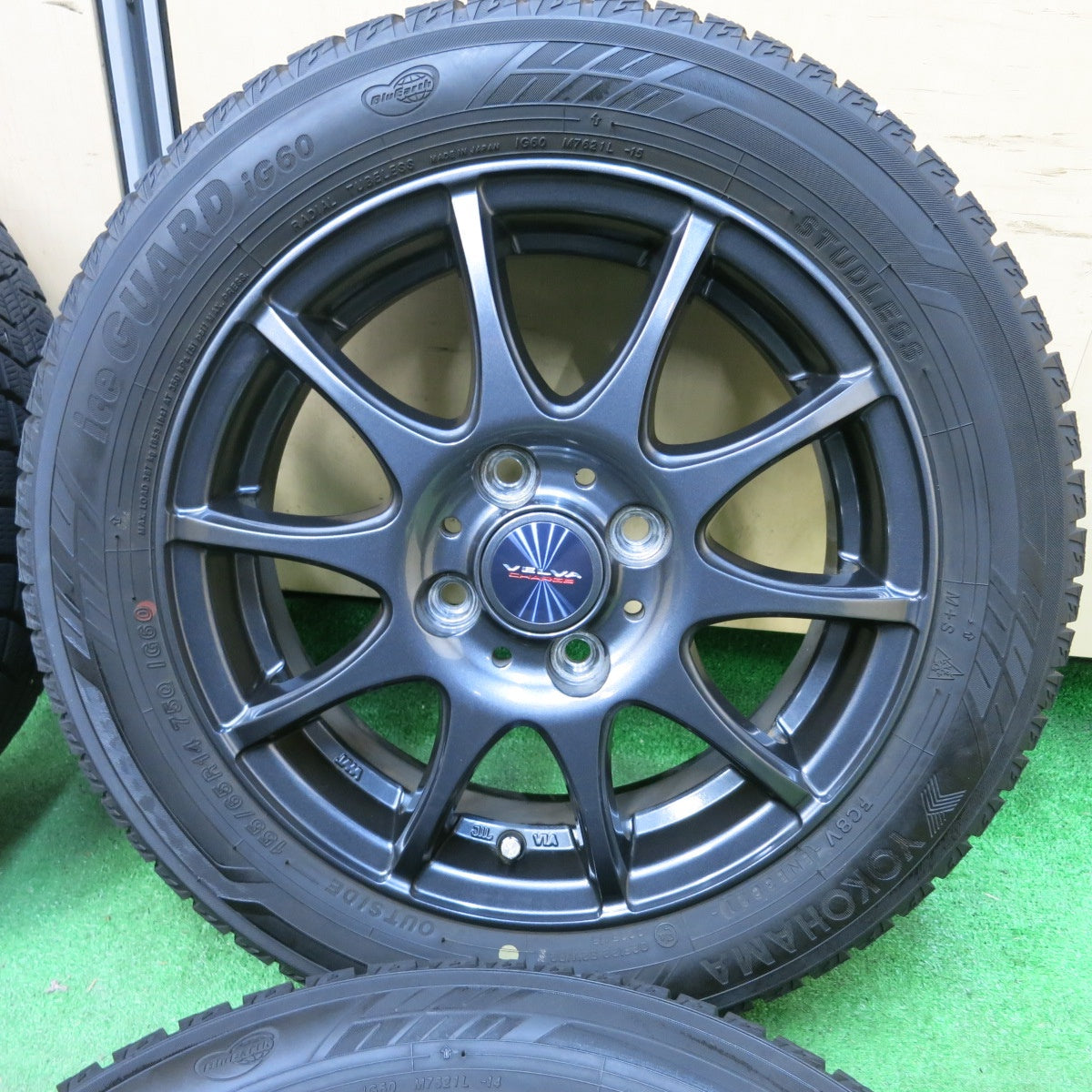 [送料無料] バリ溝！21年！キレイ！9分★スタッドレス 155/65R14 ヨコハマ アイスガード iG60 VELVA CHARGE ヴェルヴァ 14インチ PCD100/4H★4111912SYス